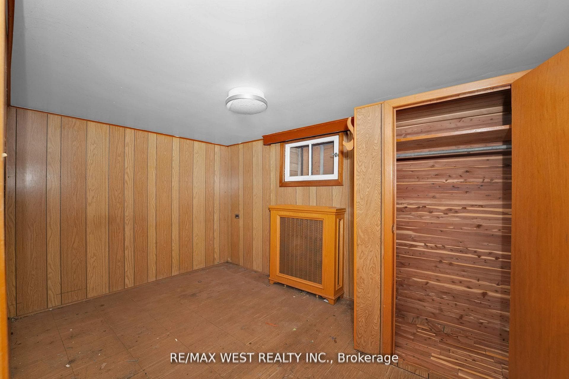 661 Beresford Avenue photo 13