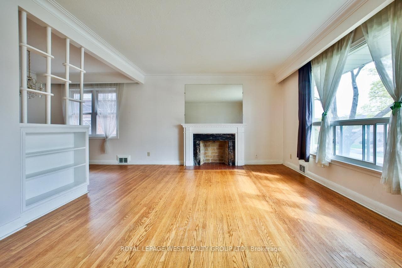 16 Darlington Drive photo 2
