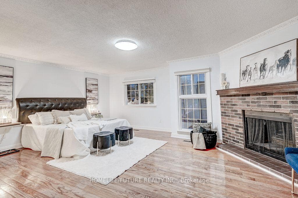 57 Roughfield Crescent photo 18