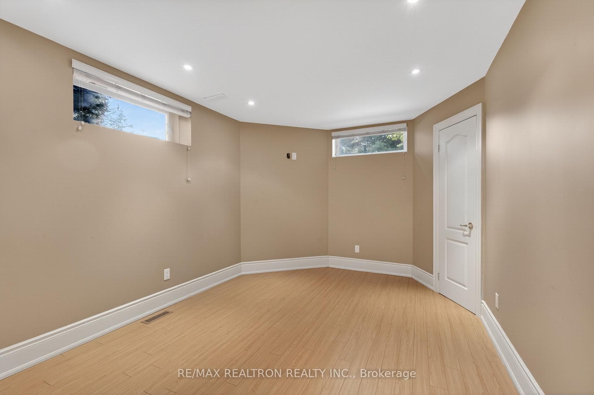171 Lawrie Road photo 42