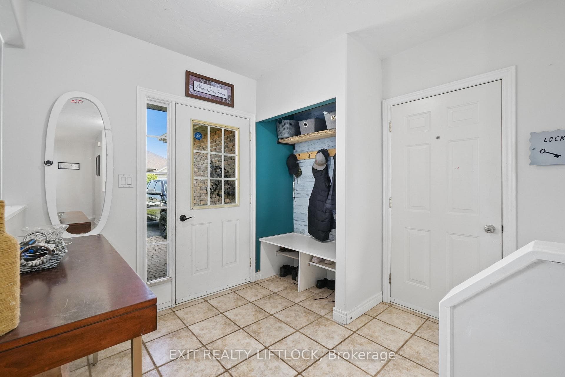 60 Gearin Street photo 4