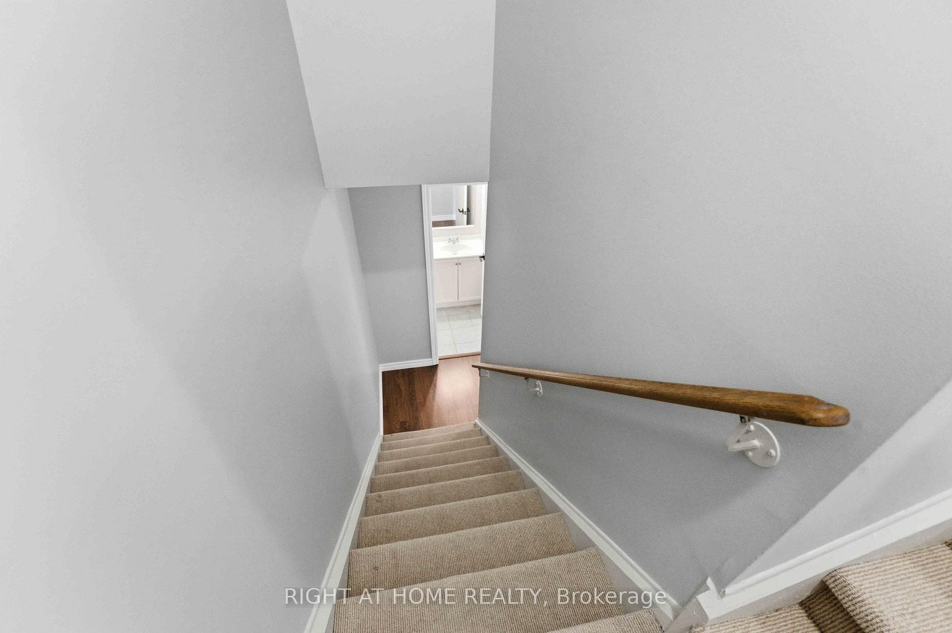 4 Chisholm Court photo 23
