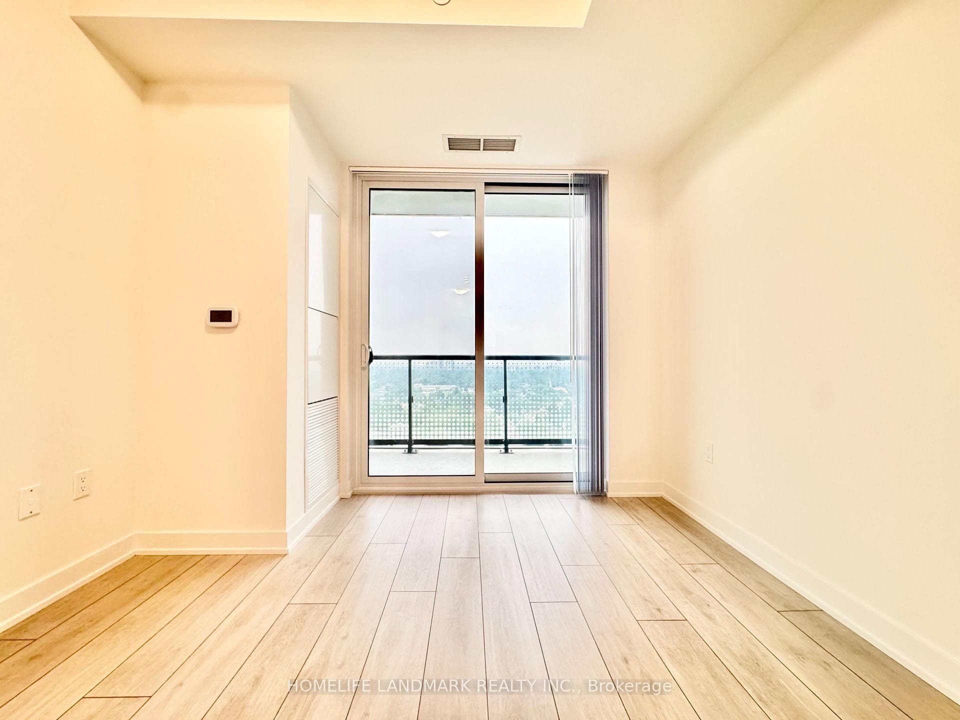 5858 Yonge Street Unit 1823 photo 6