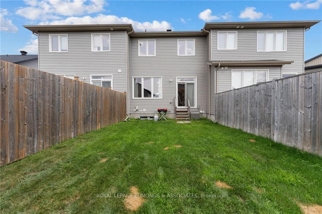40 MCNAMARA Street photo 29