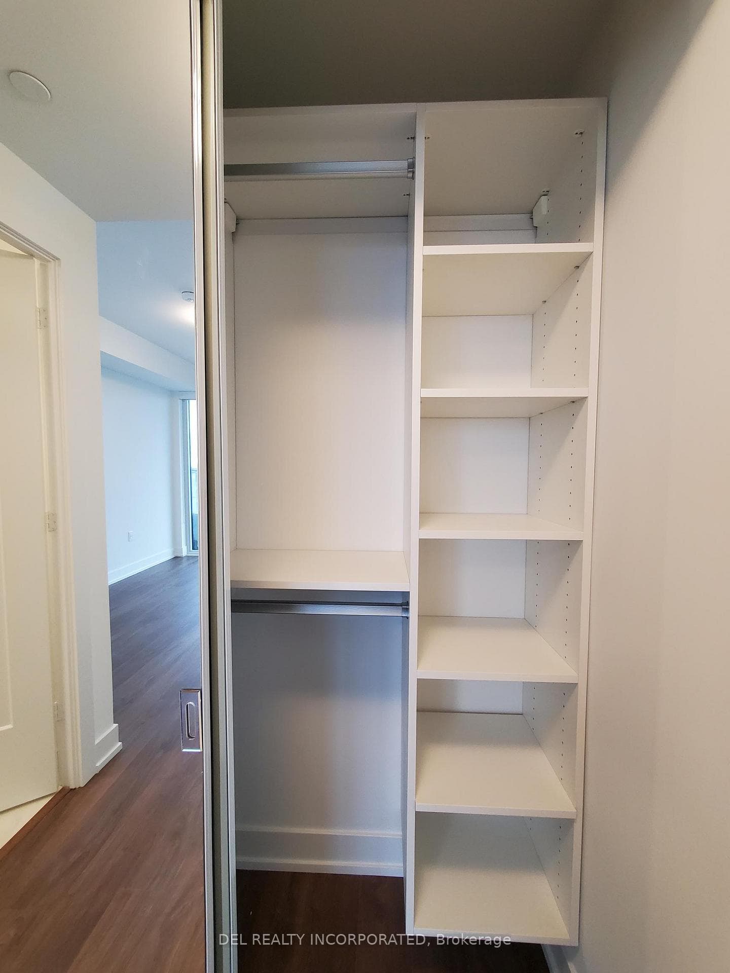 30 Inn On The Park Drive Unit 2104 photo 8