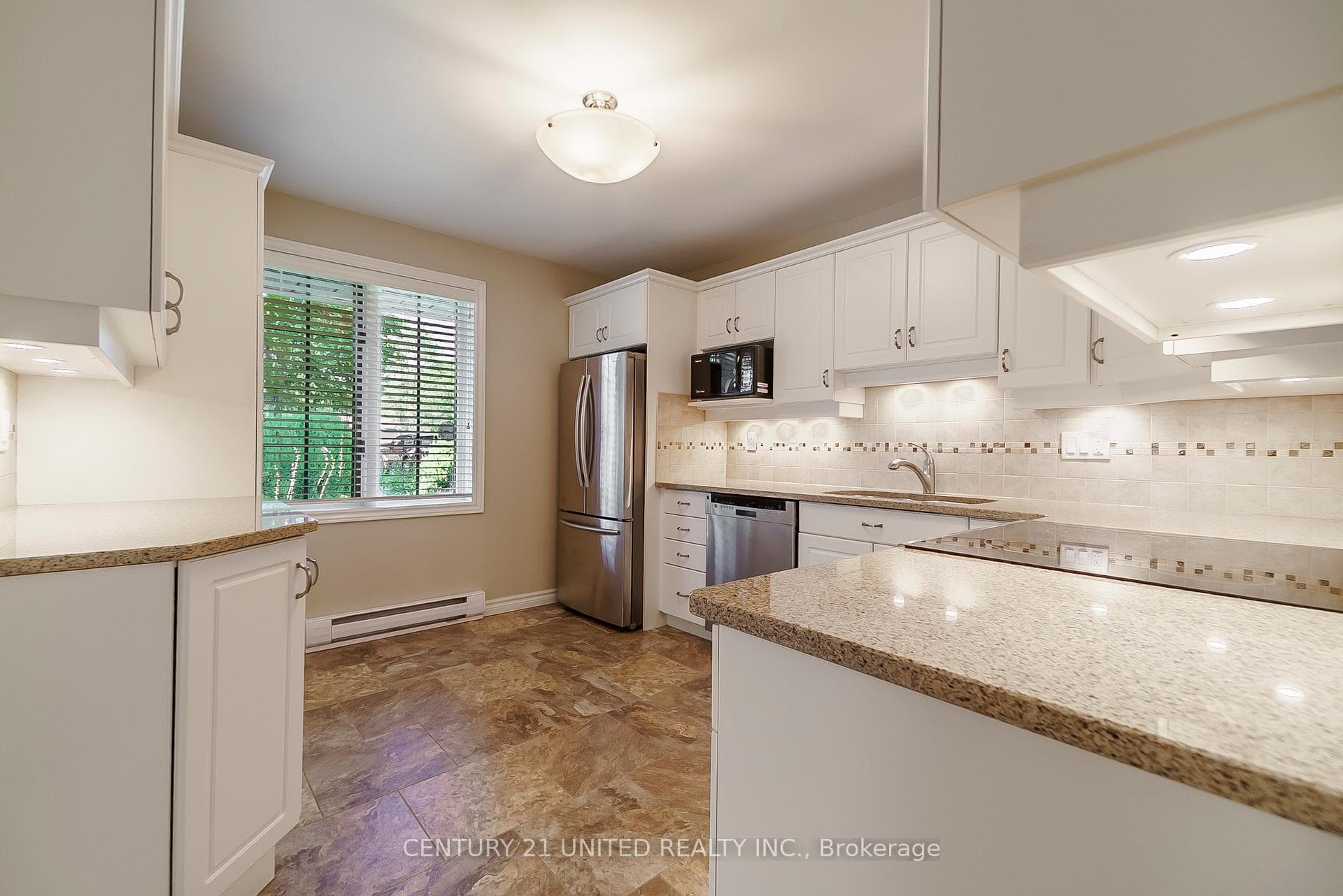 3 Paddock Wood Unit 1 photo 11