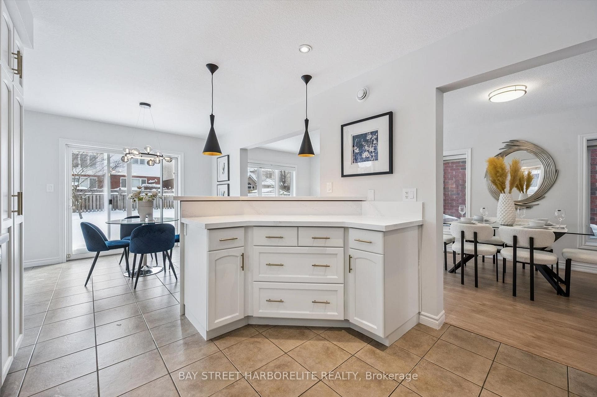 128 CLOUGH Crescent photo 12
