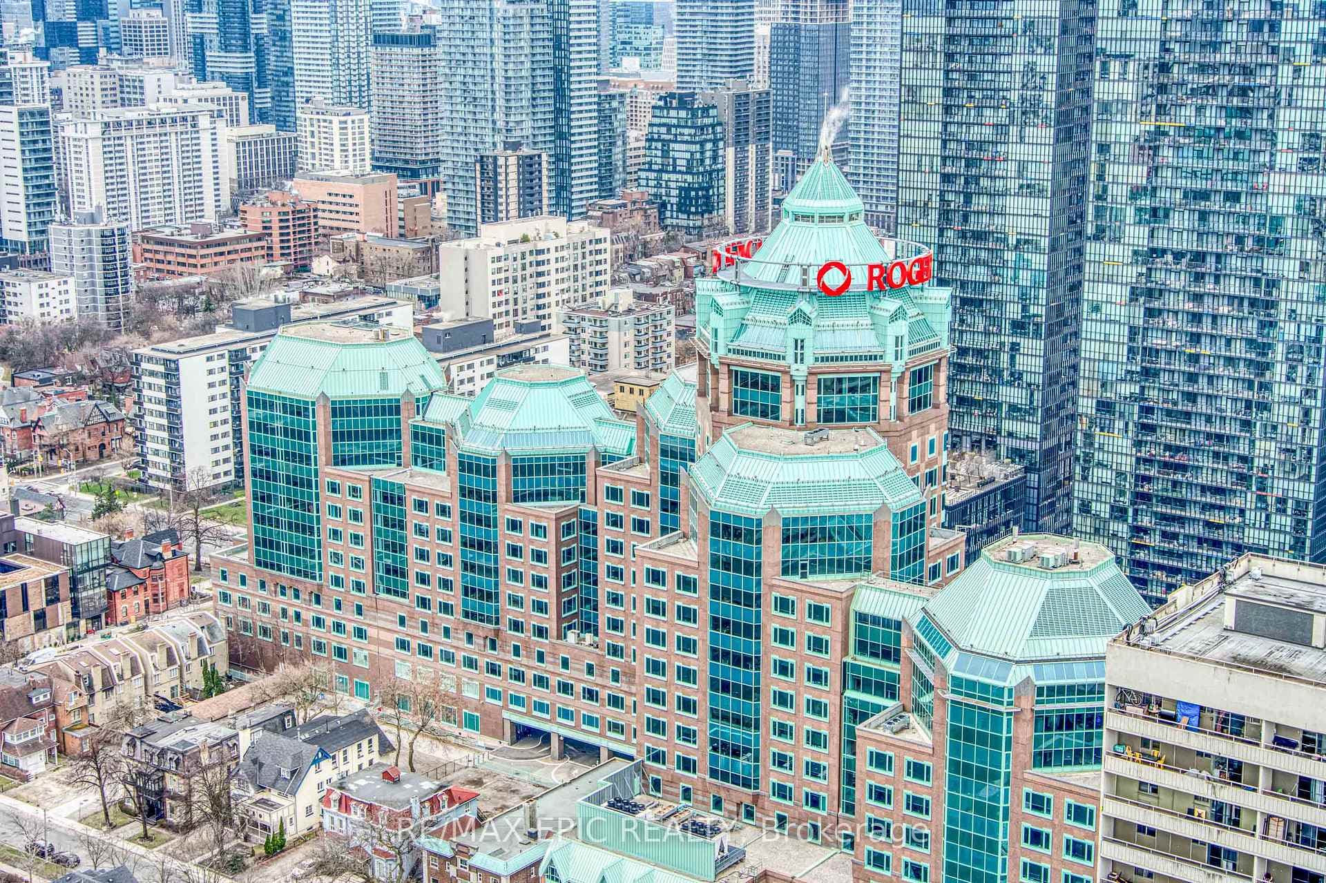 395 Bloor Street Unit 3611 photo 36