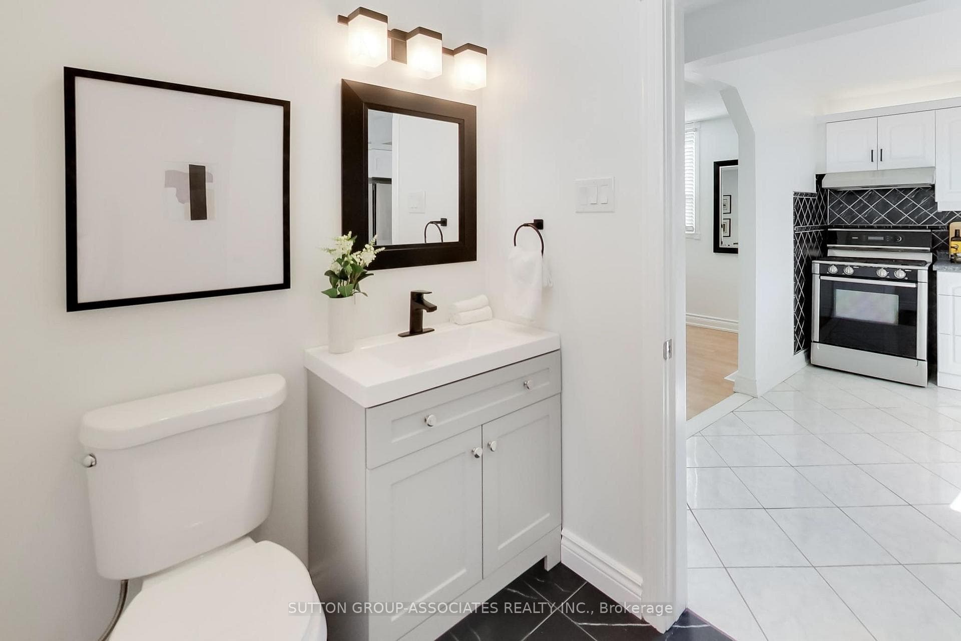 175 Earlsdale Avenue photo 18