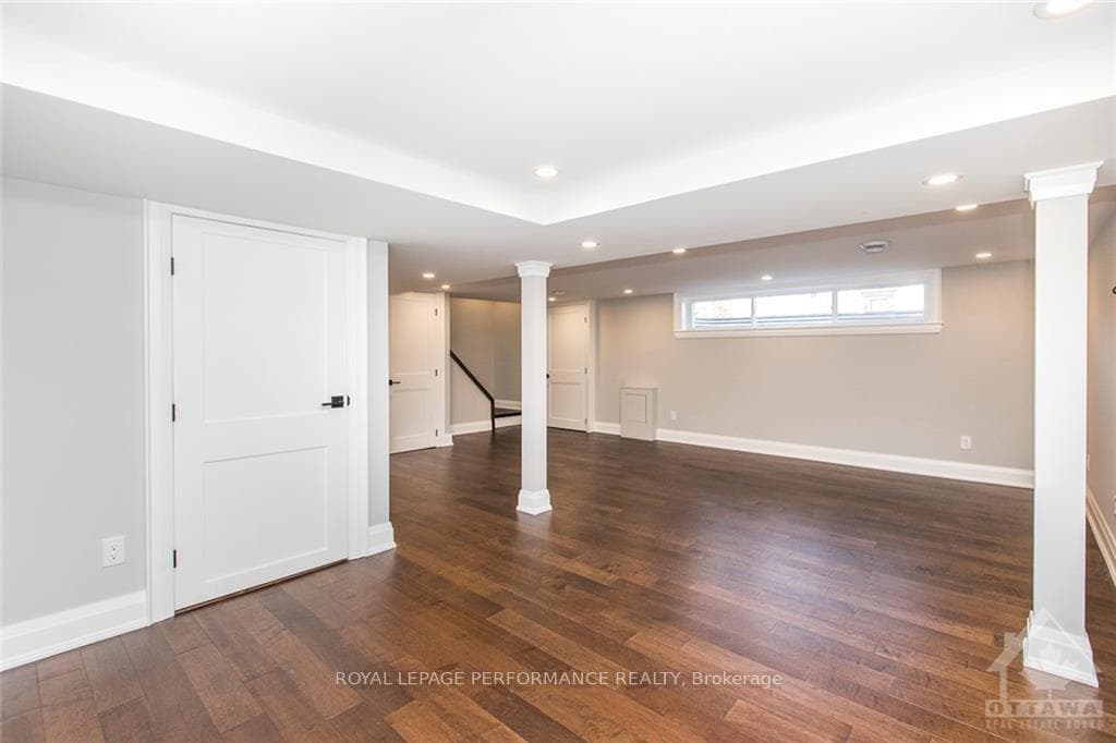 22 WOLFF Street photo 21