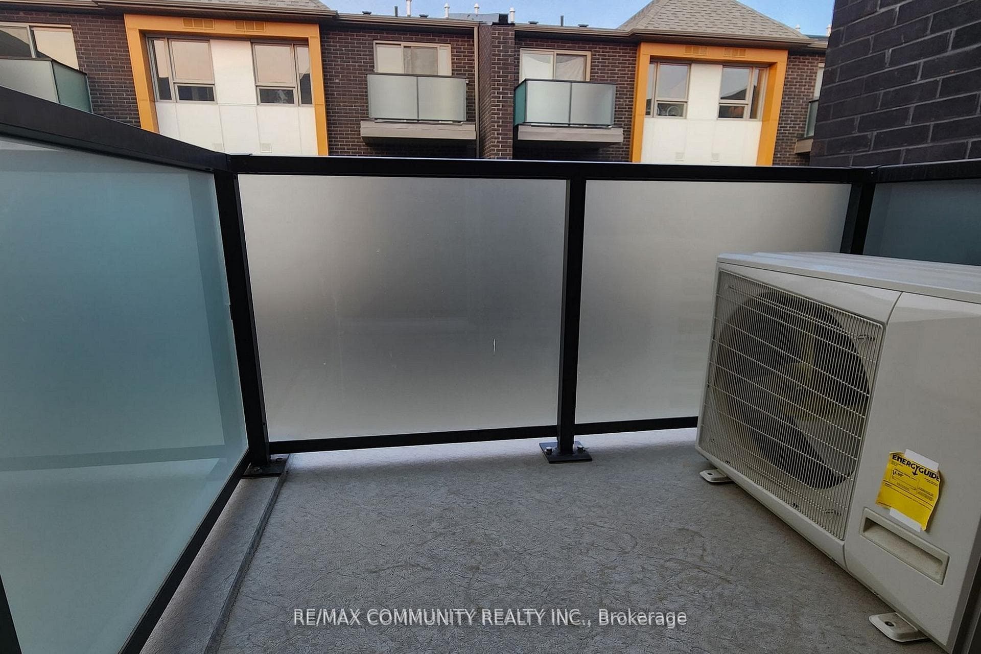 2789 Eglinton Avenue Unit 418 photo 7