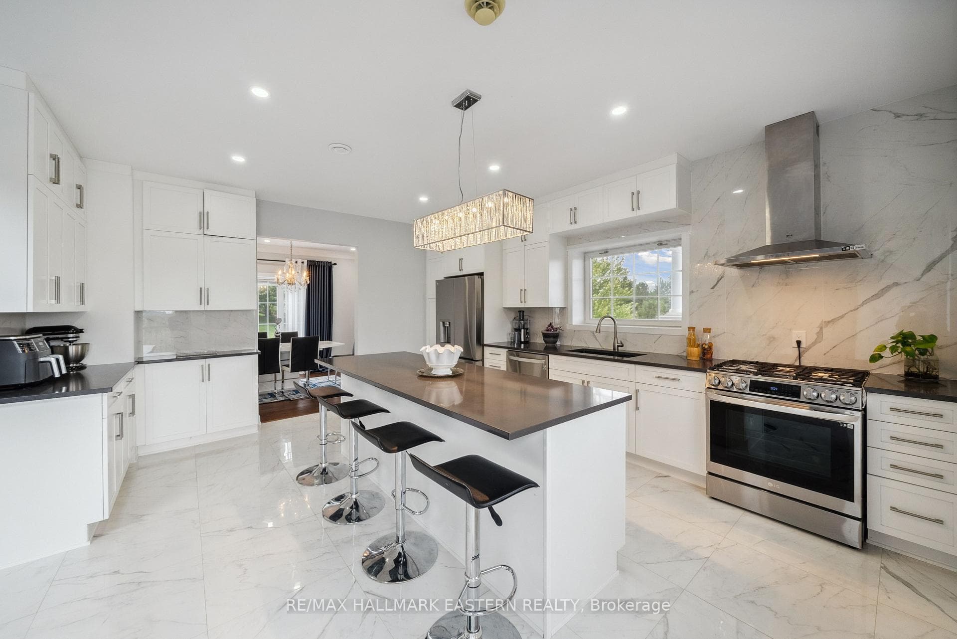 4 Filman Crescent photo 5