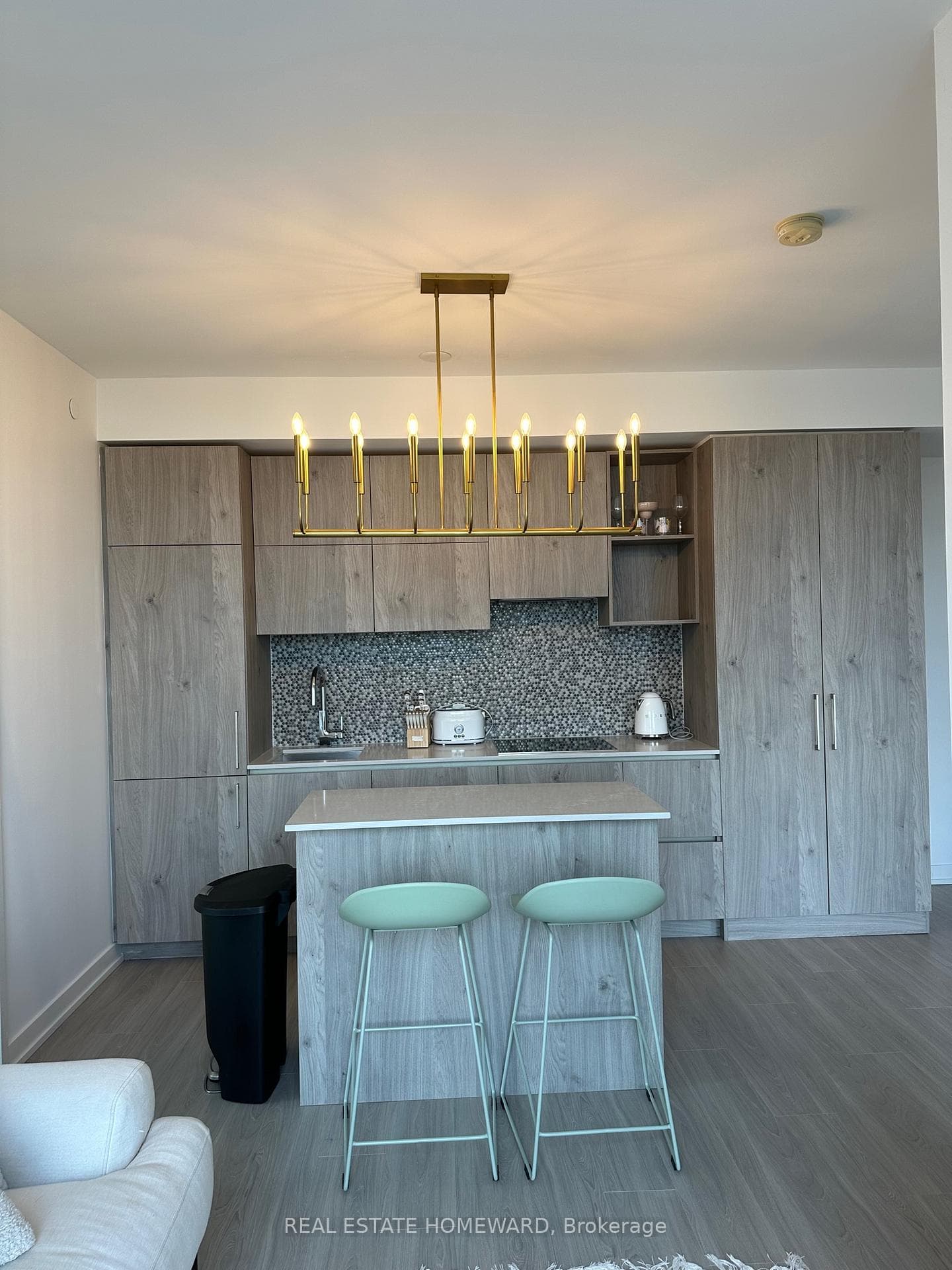 1 Yorkville Avenue Unit 1611 photo 1