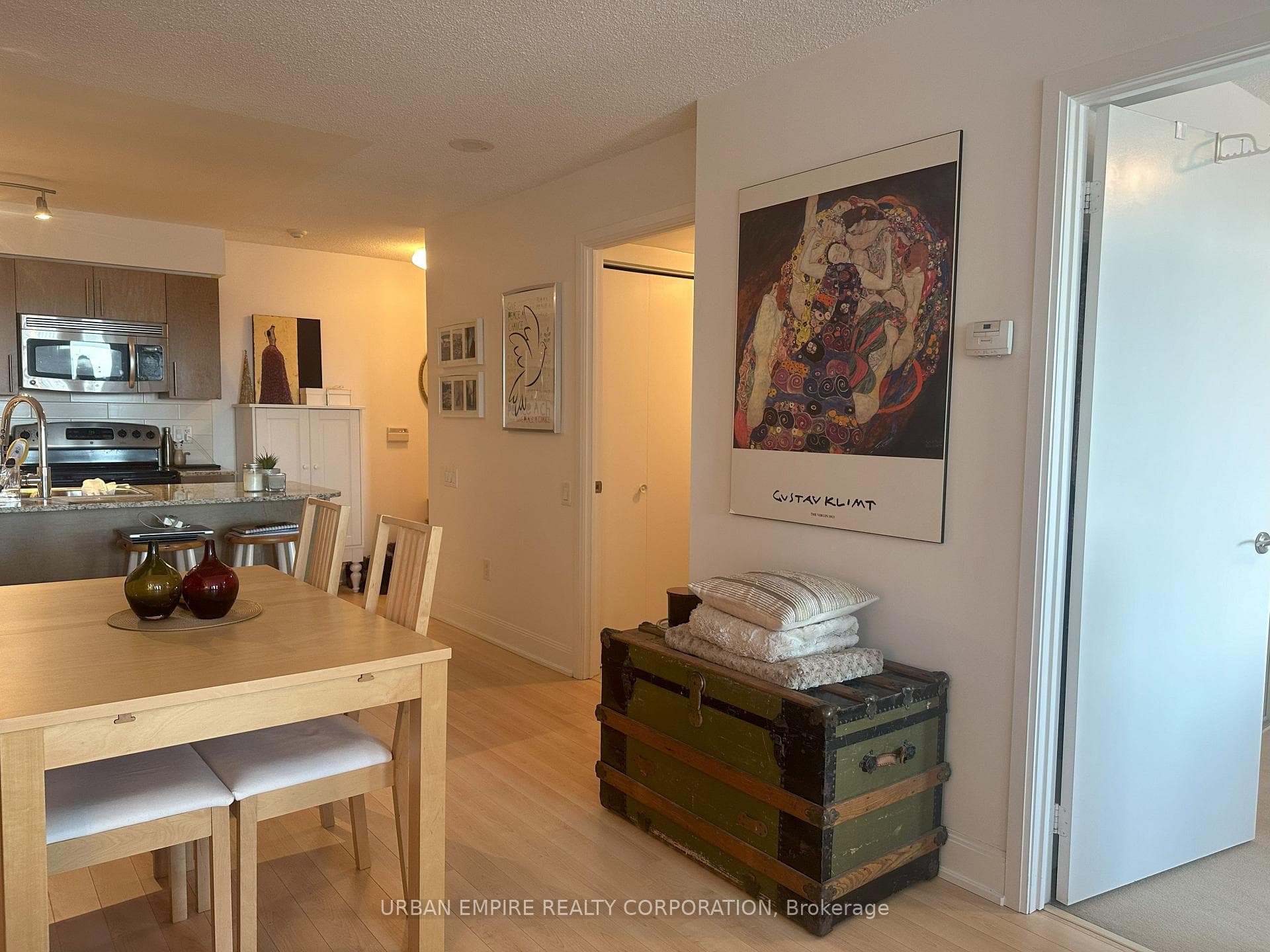 2191 Yonge Street Unit 1206 photo 7