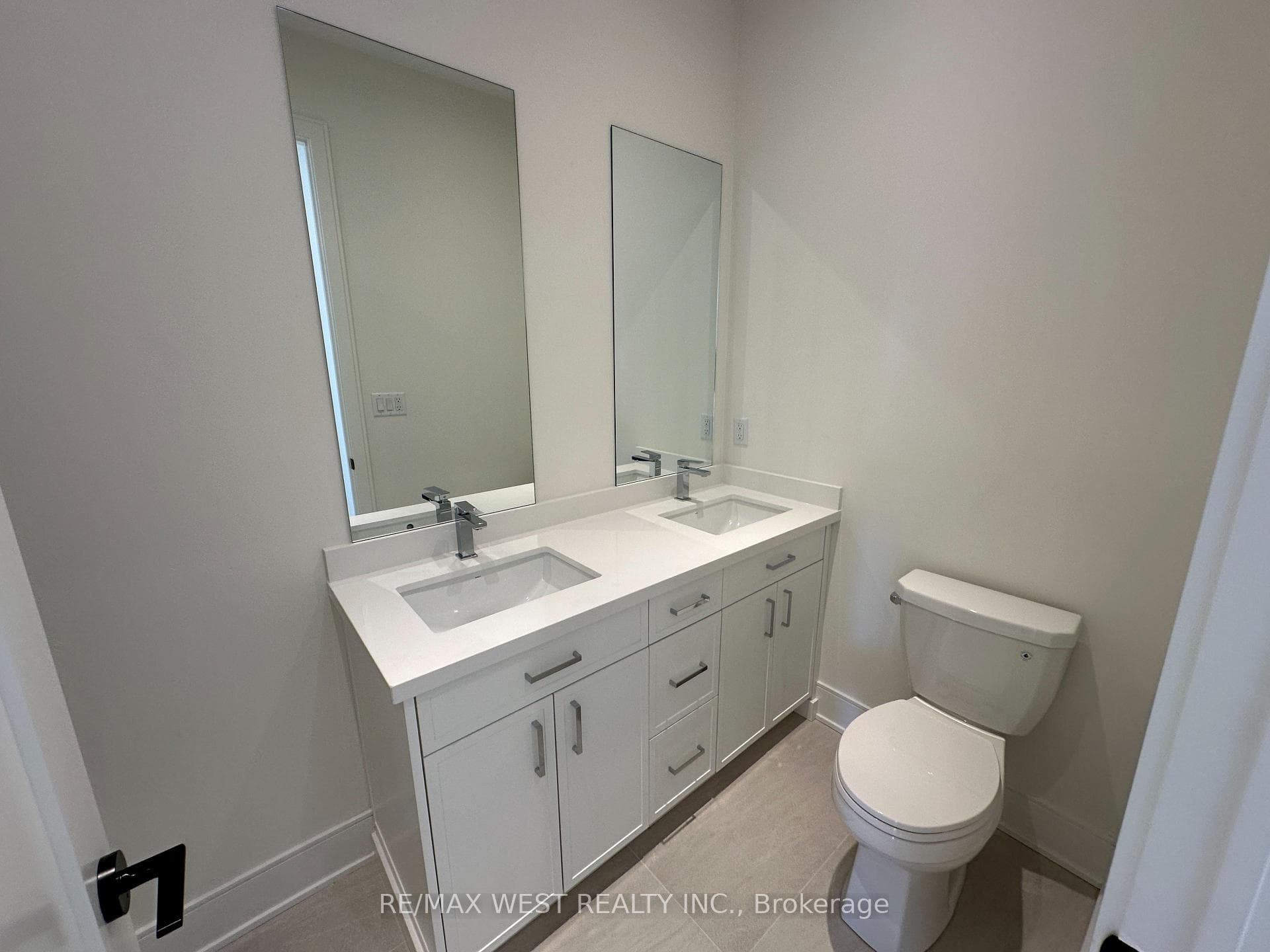 386B Rimilton Avenue photo 18