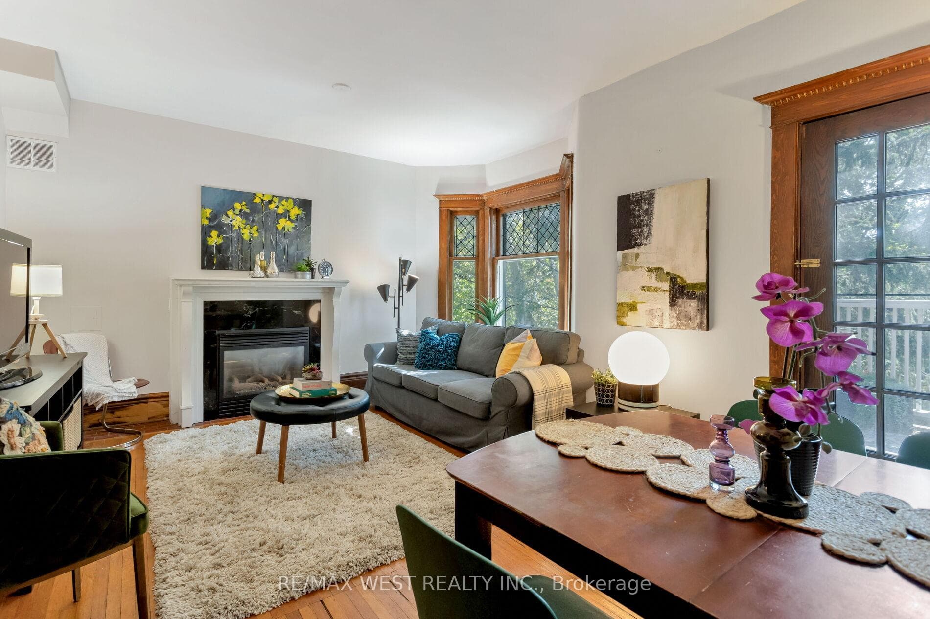 110 Marion Street photo 27