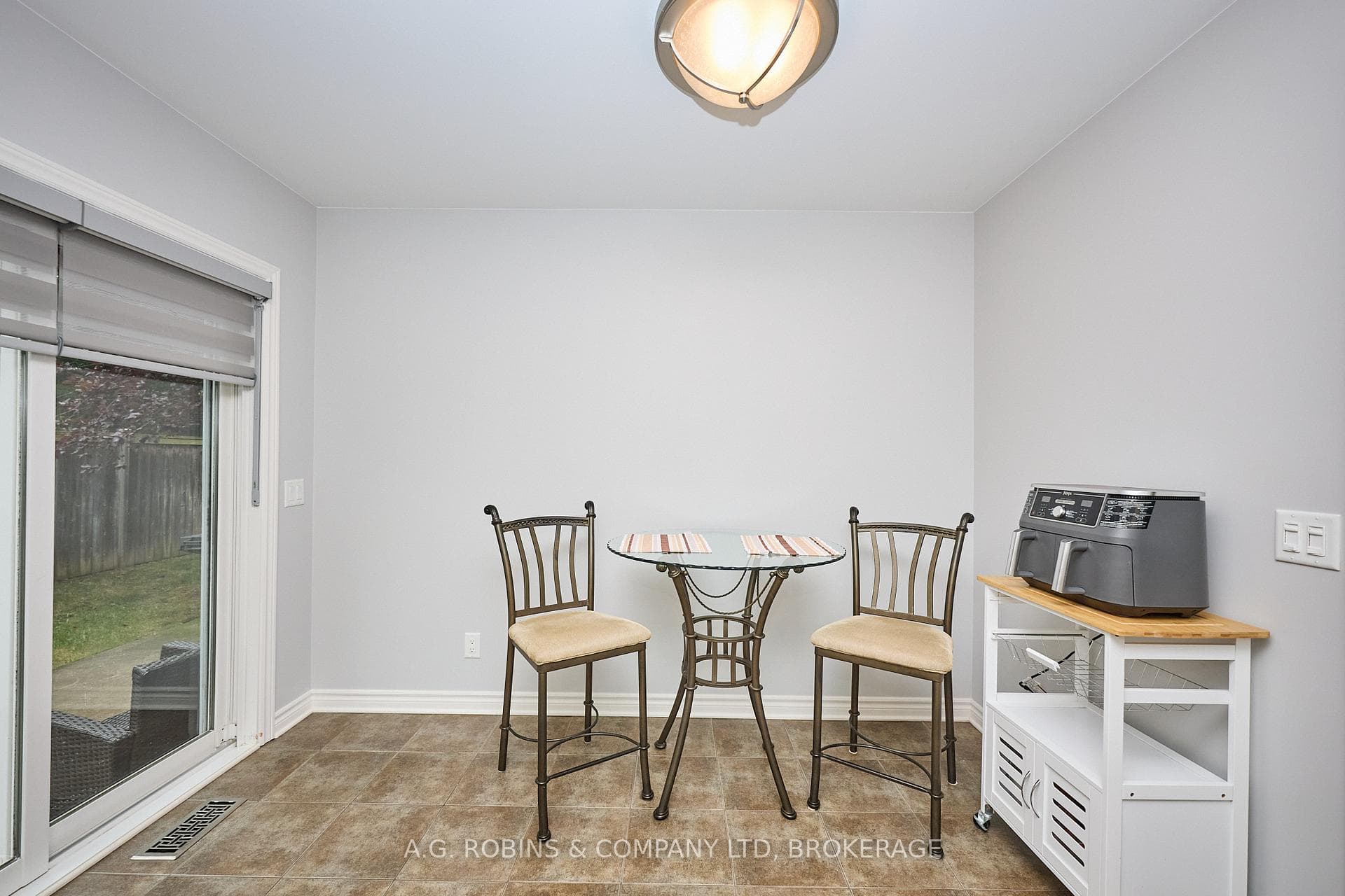 495 Linwell Road Unit 3 photo 11
