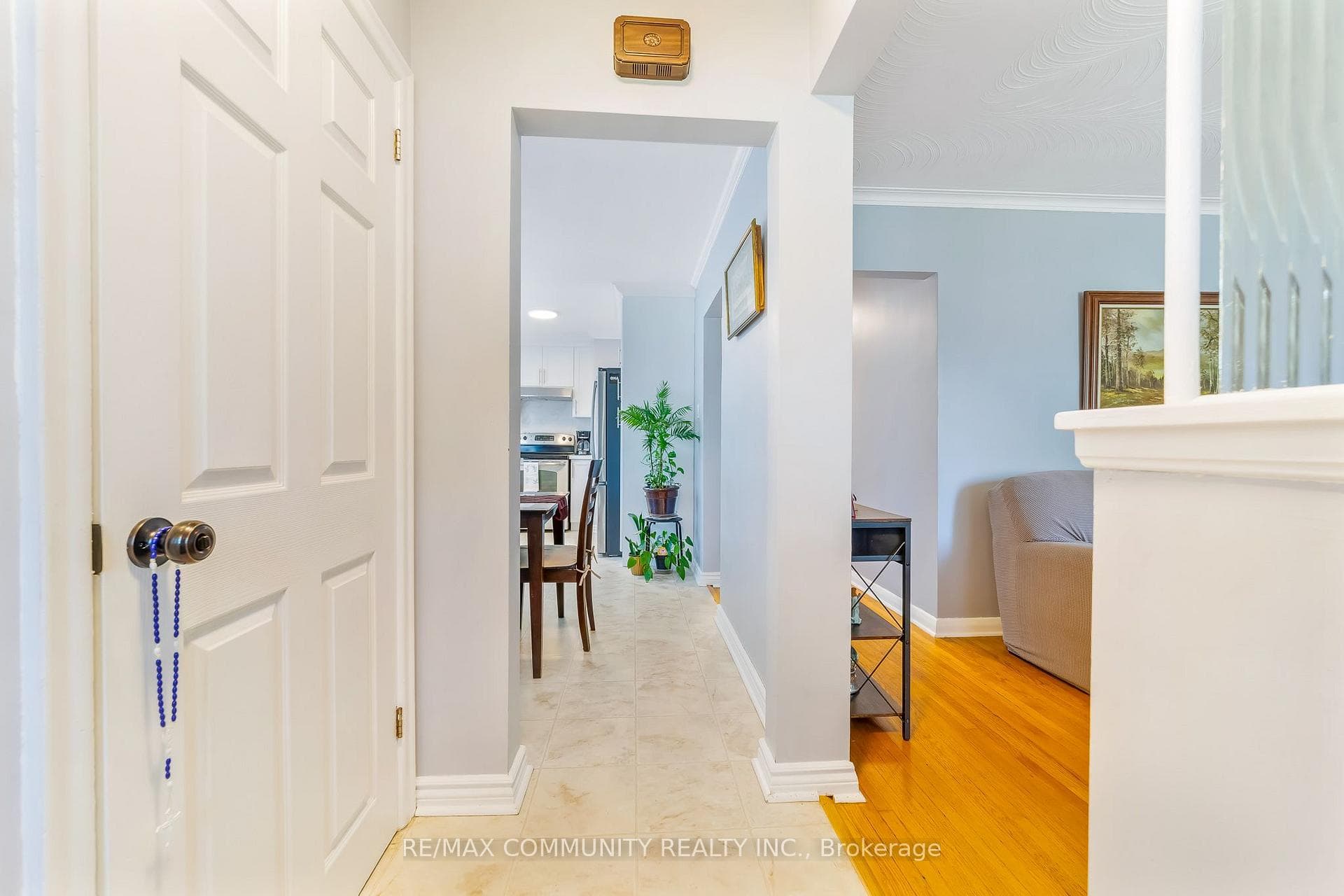 764 Brimley Road photo 7