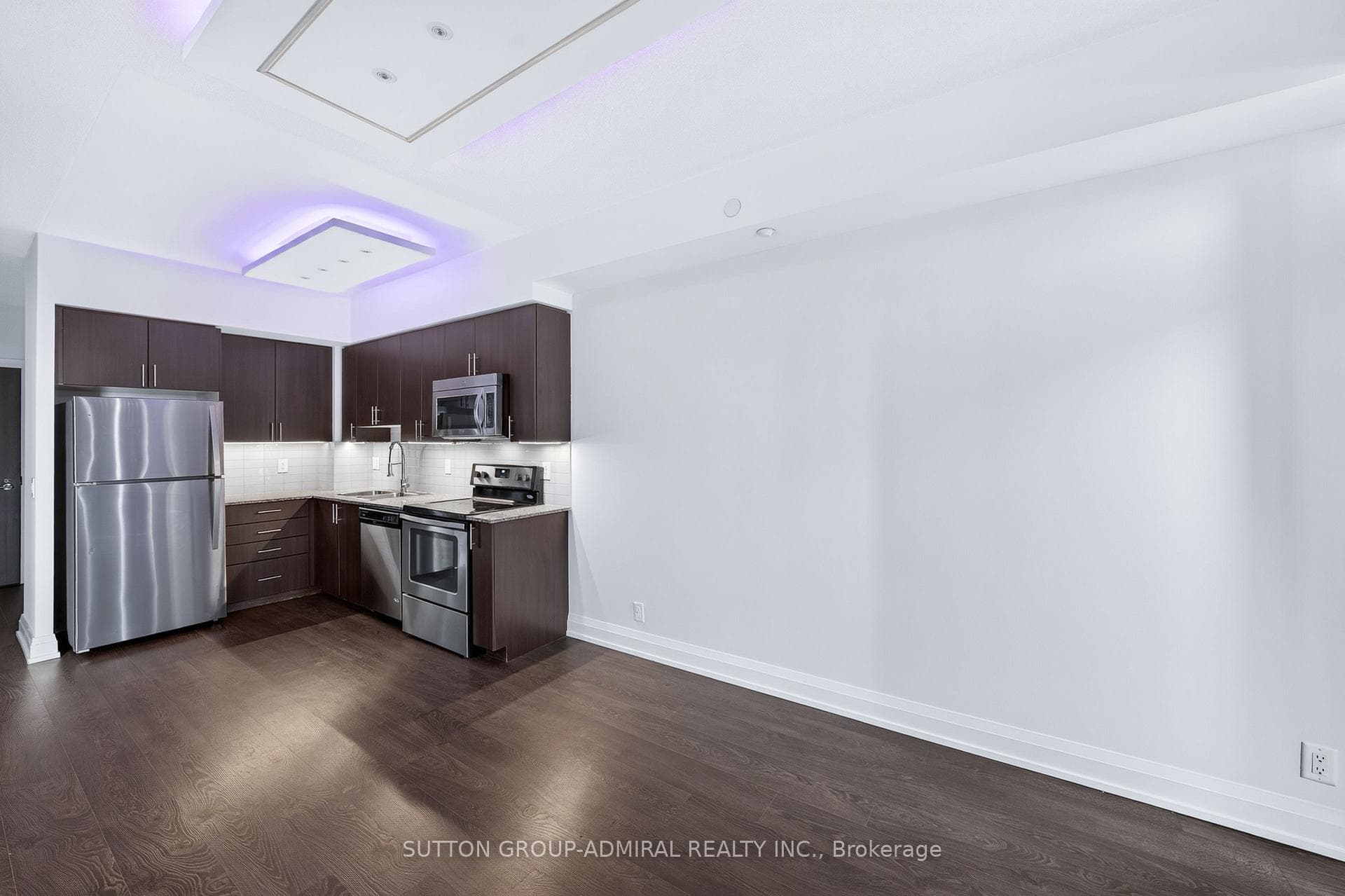7890 Bathurst Street Unit 705 photo 33