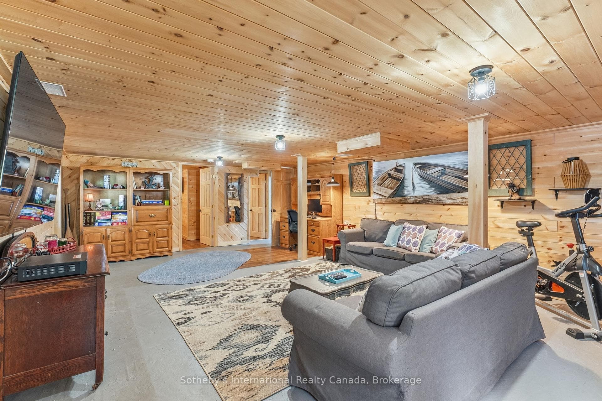 8 Lakeview Crescent photo 16