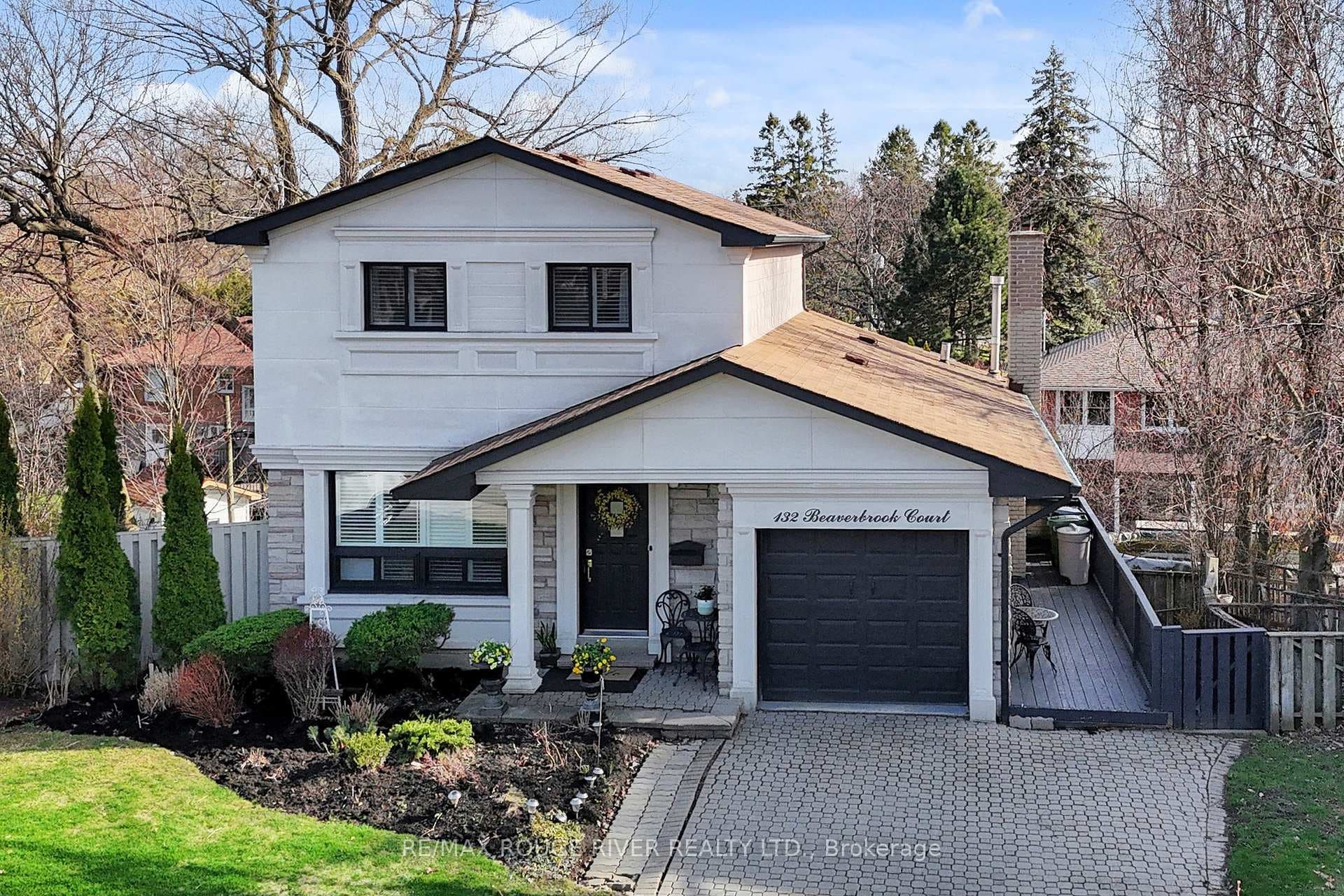 132 Beaverbrook Court photo 50