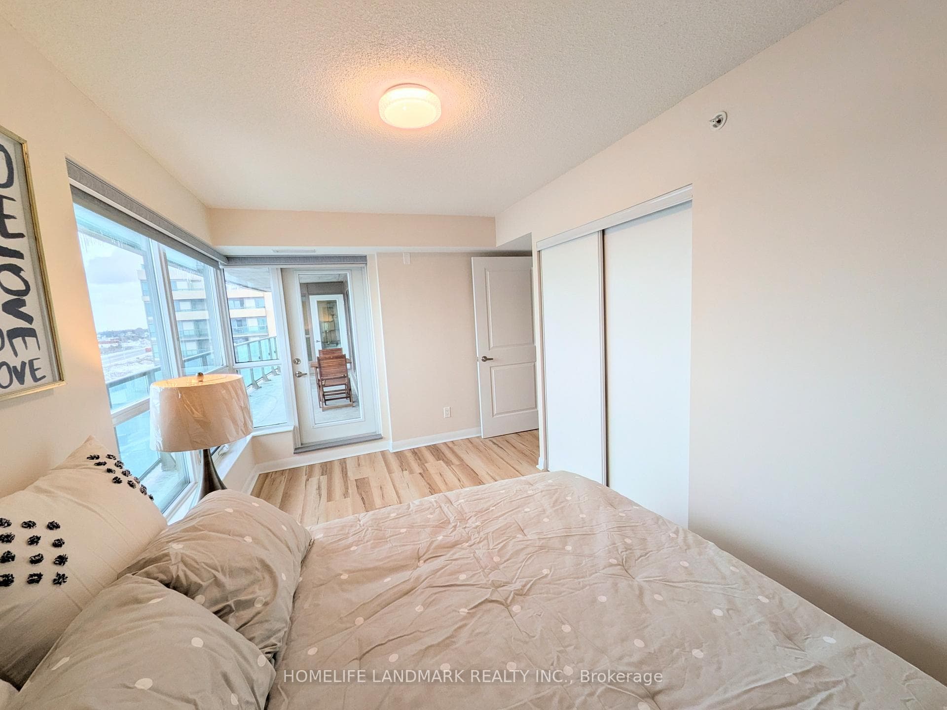 75 Norman Bethune Avenue Unit 718 photo 10