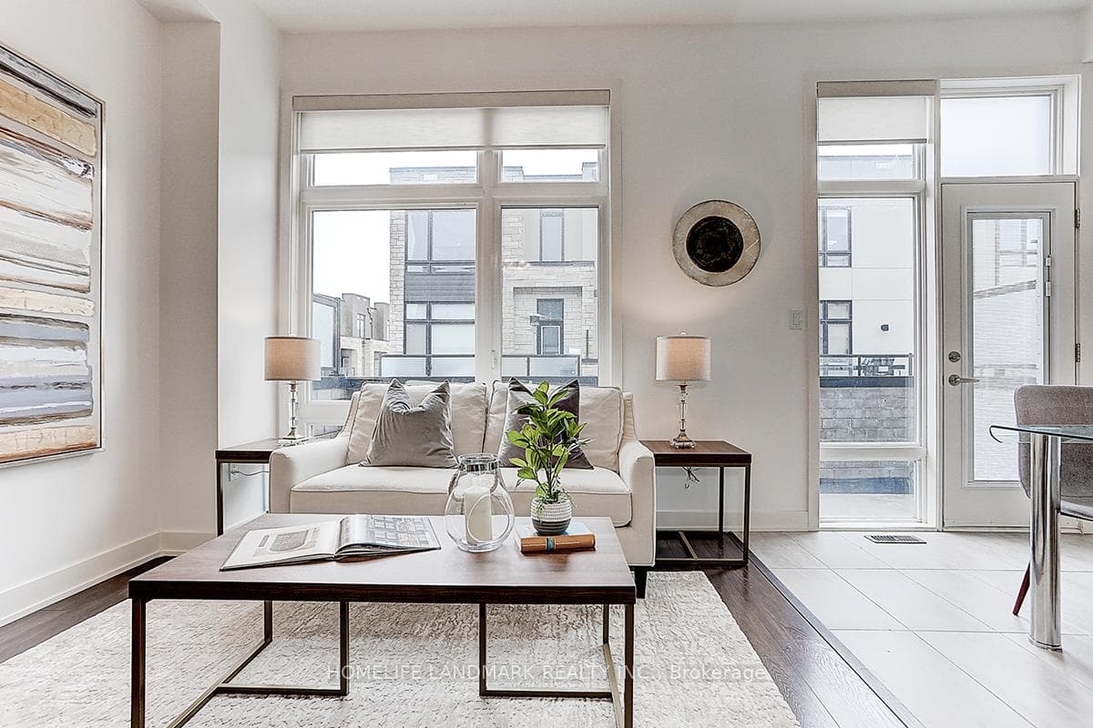 37 Gerussi Street photo 8