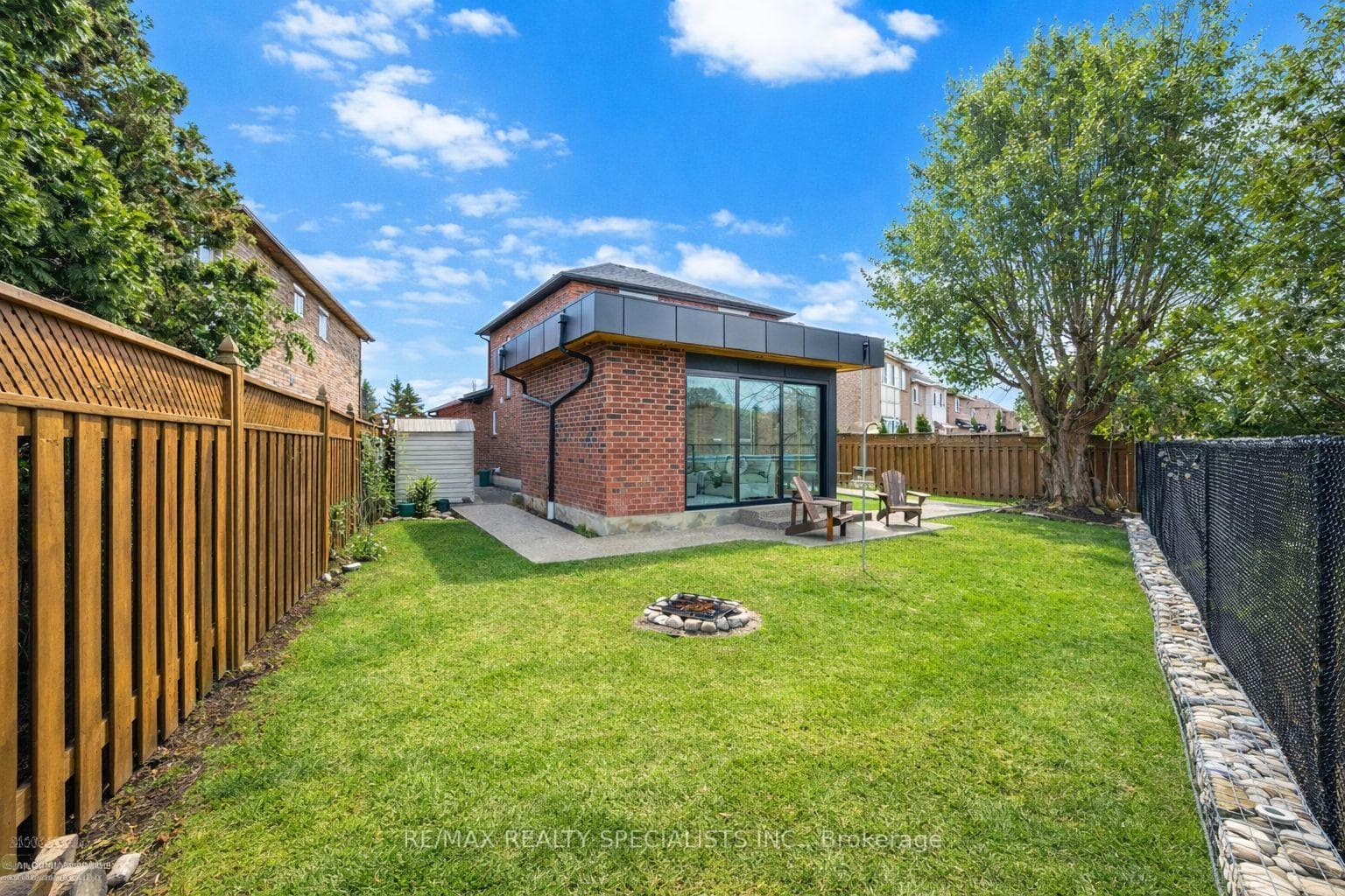 1169 Barnswallow Court photo 24
