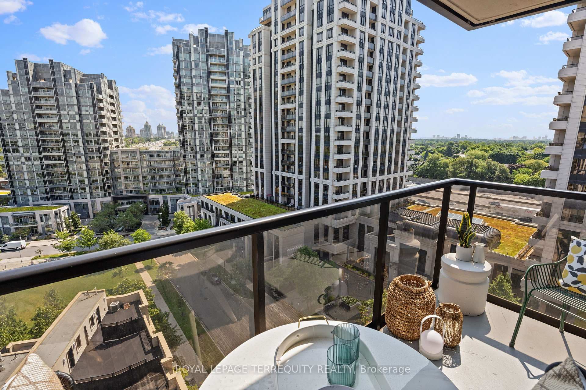 105 Harrison Garden Boulevard Unit 2012 photo 14