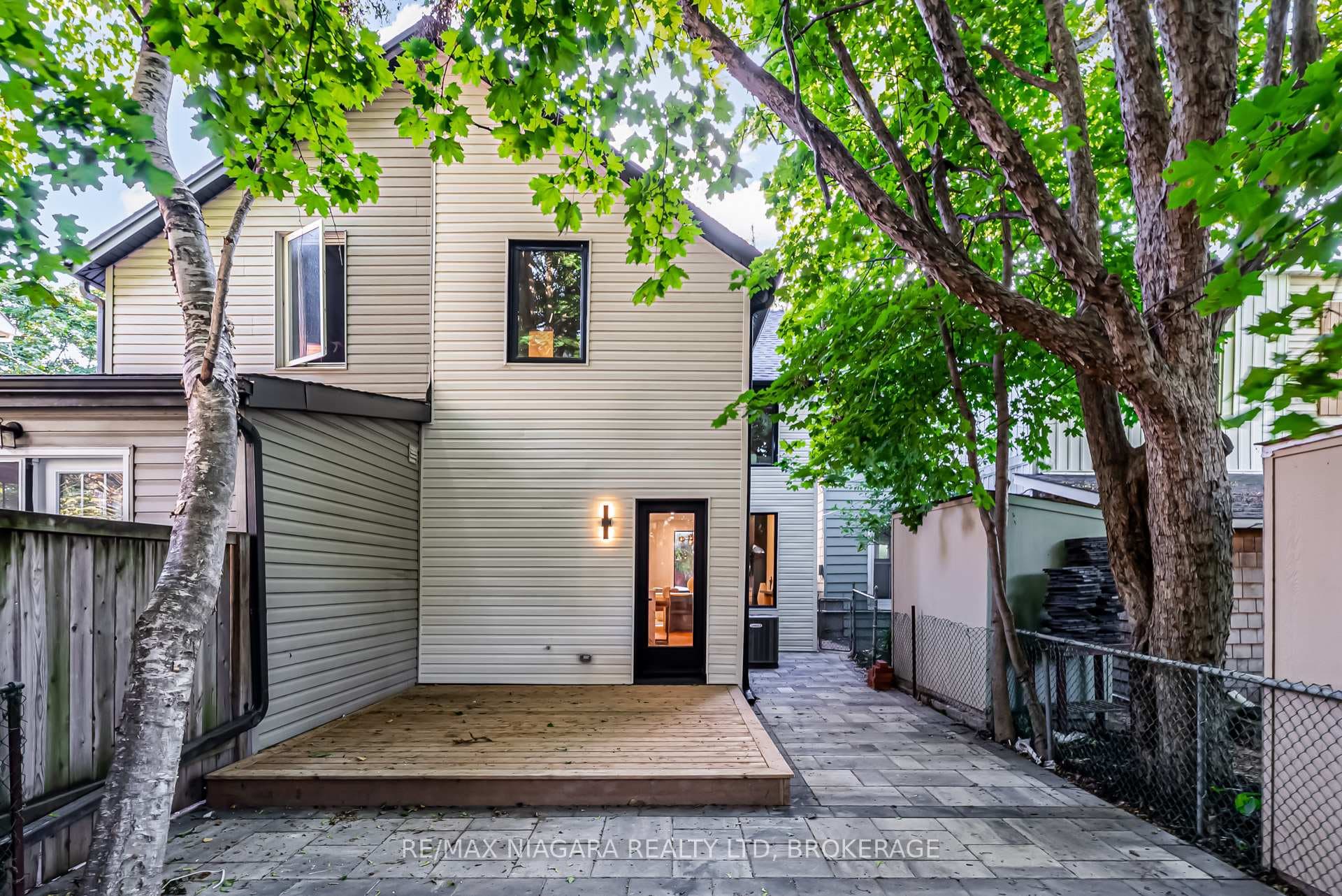 95 Kimberley Avenue photo 36