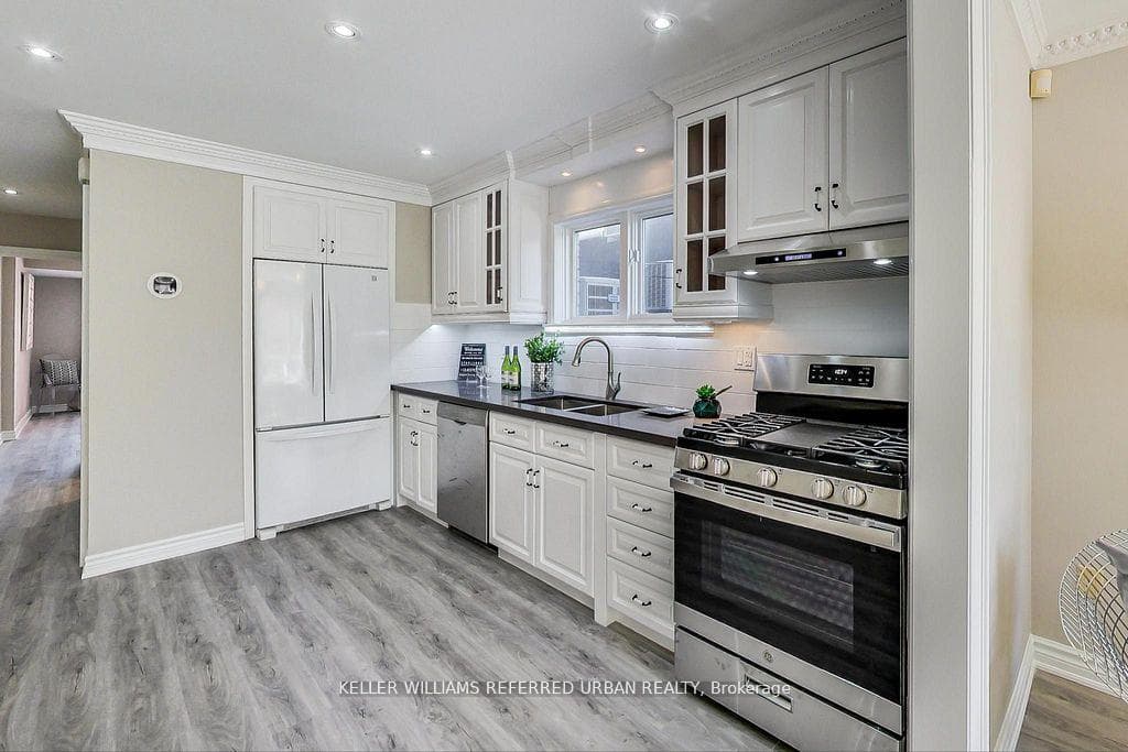 43 Northcote Avenue Unit Main photo 6