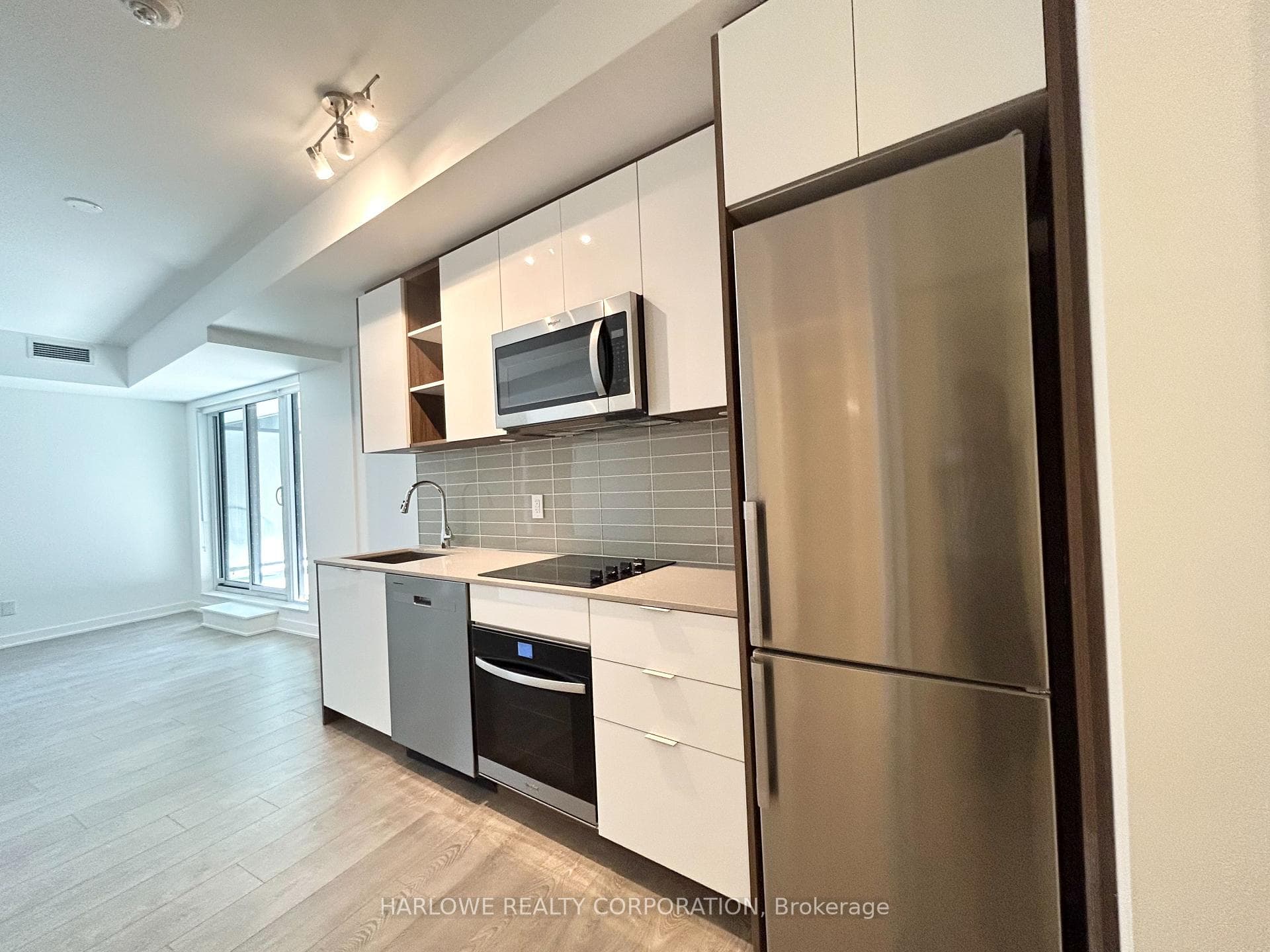 543 Richmond Street Unit 329 photo 1