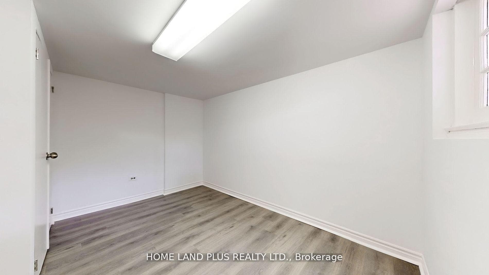 257 Joicey Boulevard photo 34