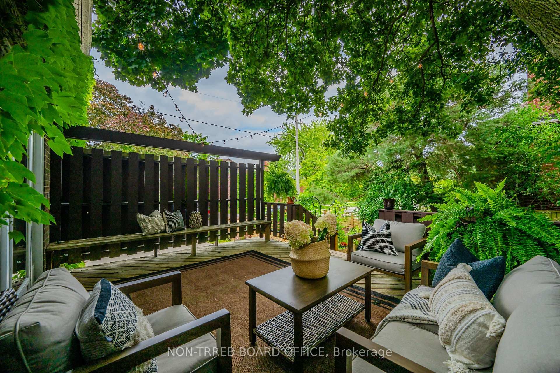 163 Krug Street photo 29