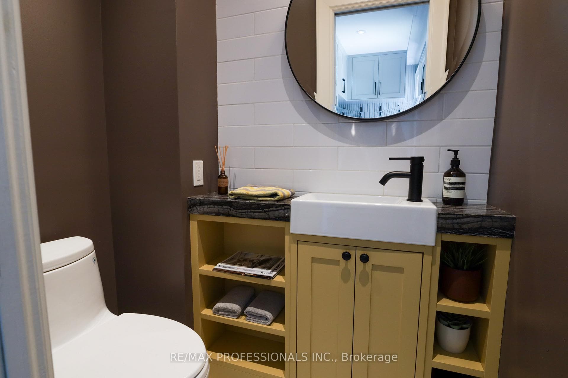 Powder Room