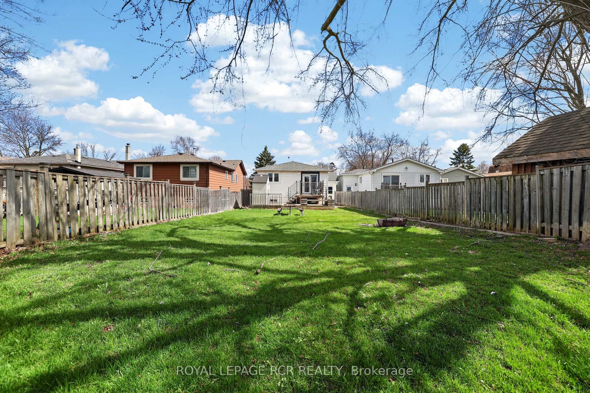 296 Whitehead Crescent photo 31