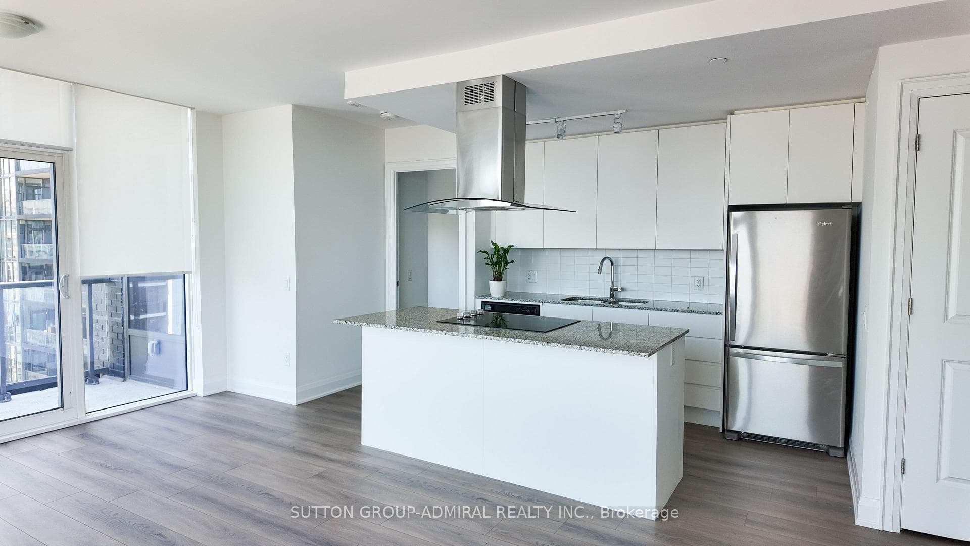 10 Gatineau Drive Unit 1406 photo 3