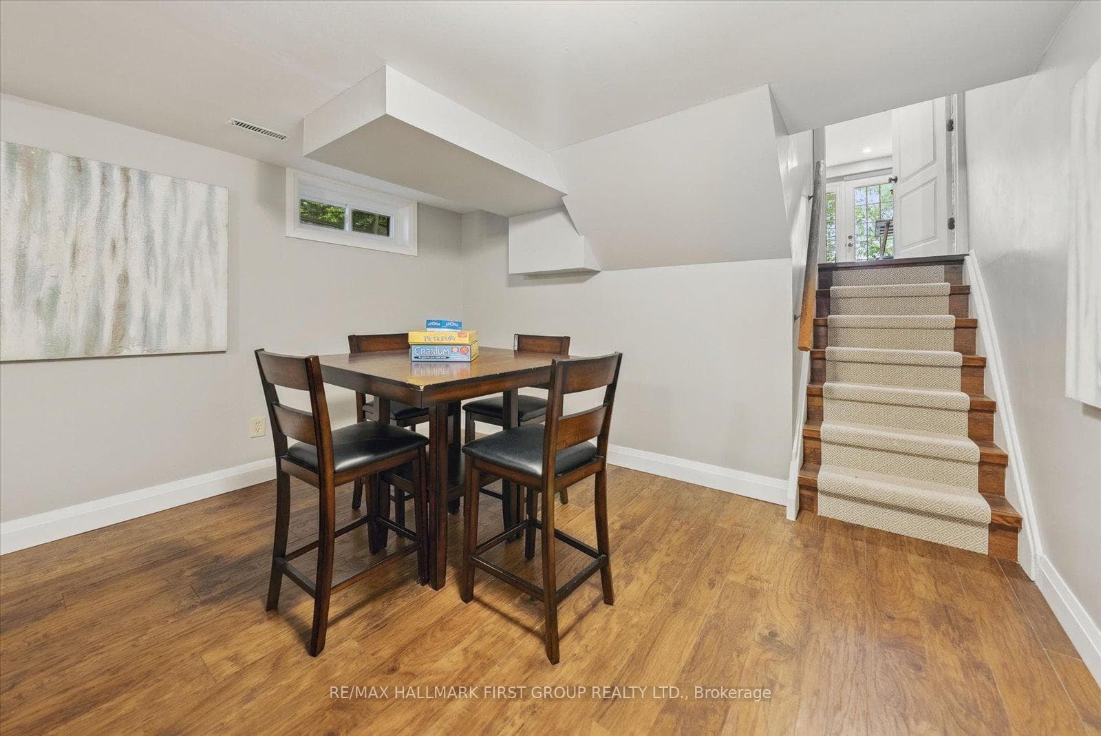 952 Vistula Drive photo 34