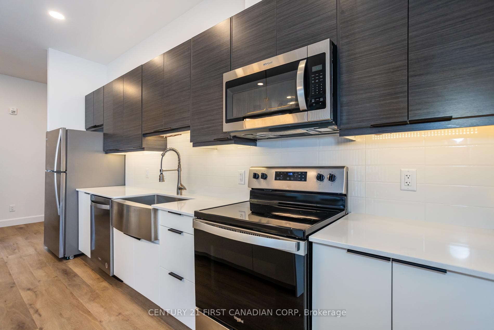 228 Mcconnell Street Unit 210 photo 14