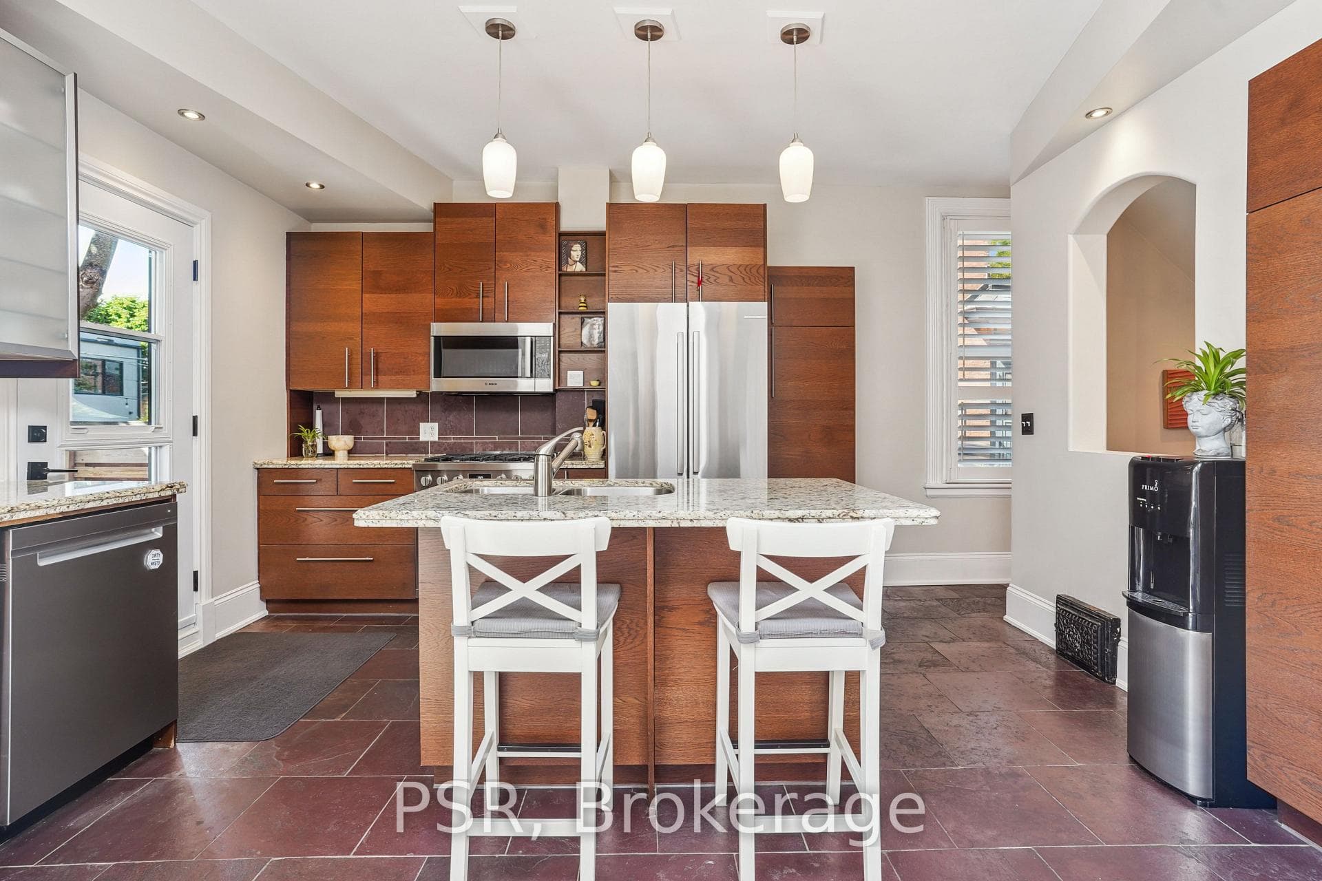 211 Herkimer Street photo 14