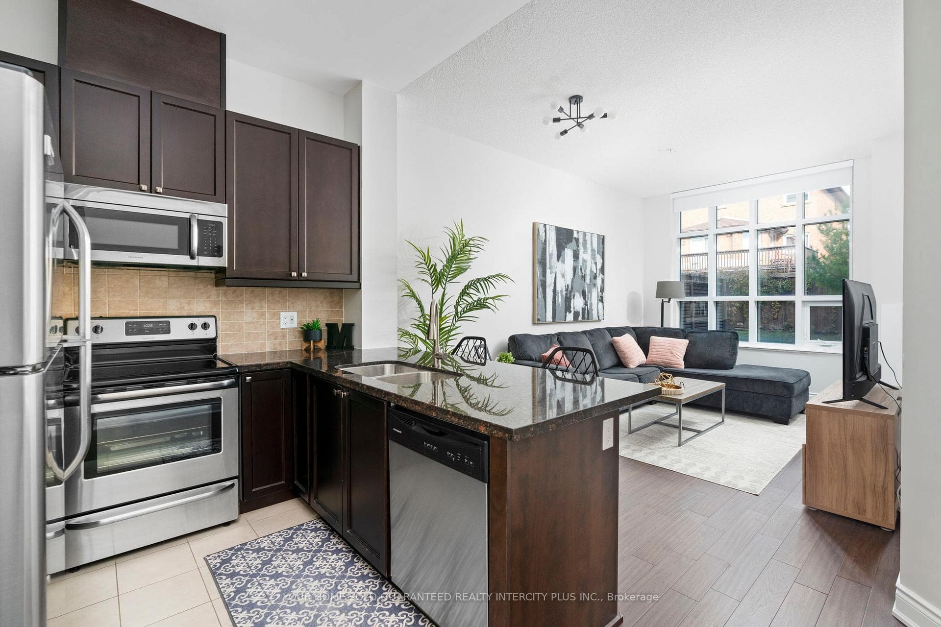 2396 Major Mackenzie Drive Unit 106 photo 14