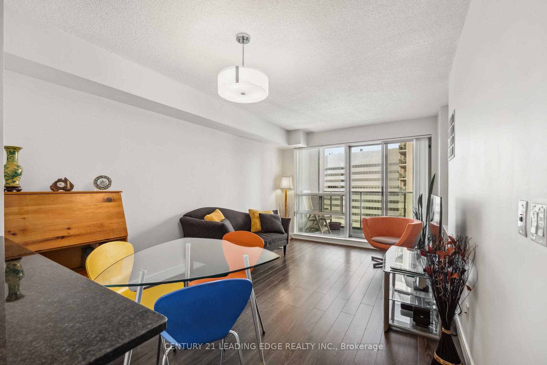 35 Bales Avenue Unit 2101 photo 9