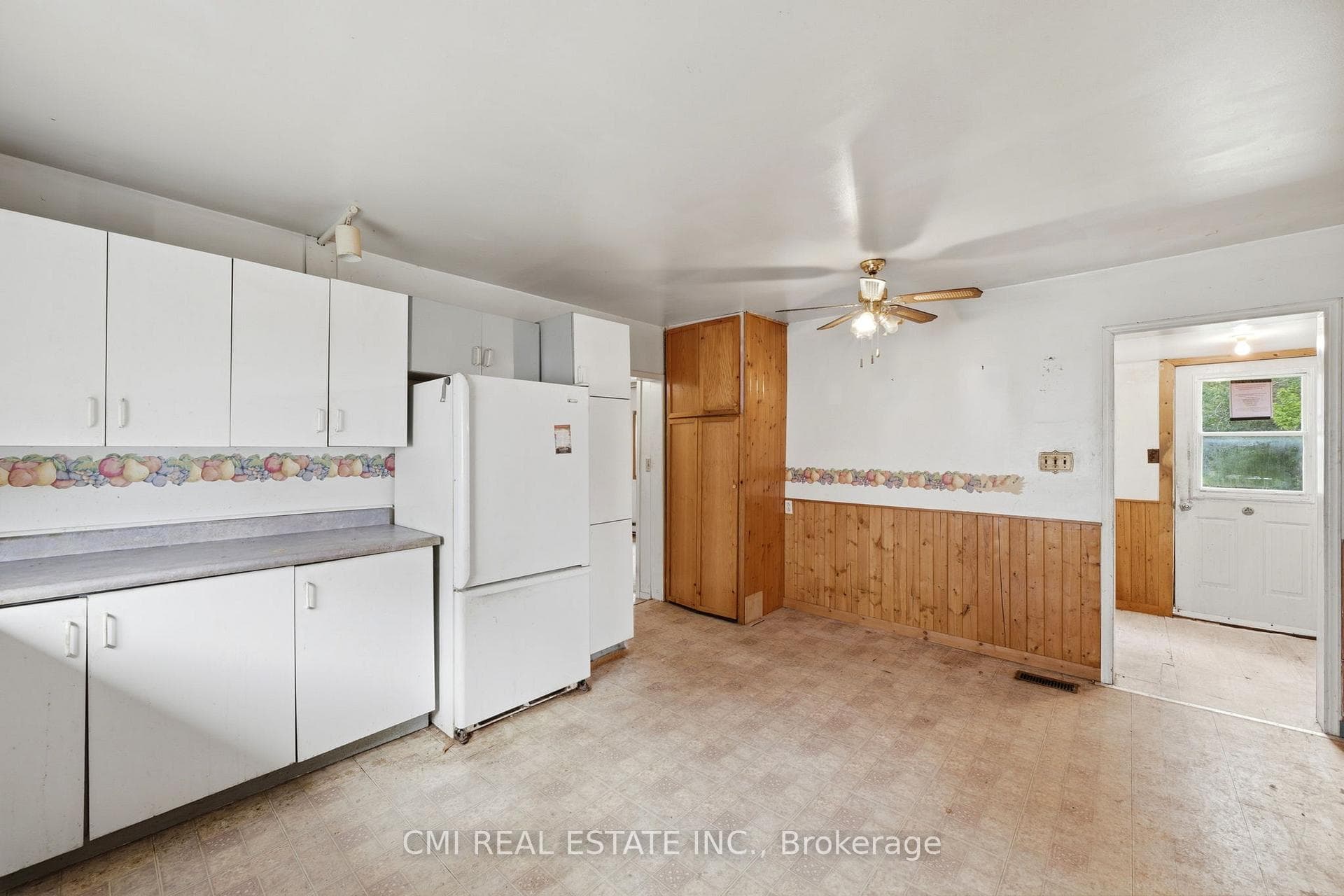 117 Fox Street photo 16