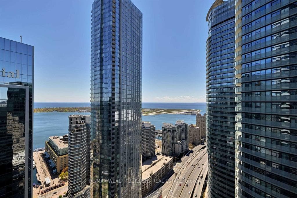 55 Bremner Boulevard Unit 2508 photo 13