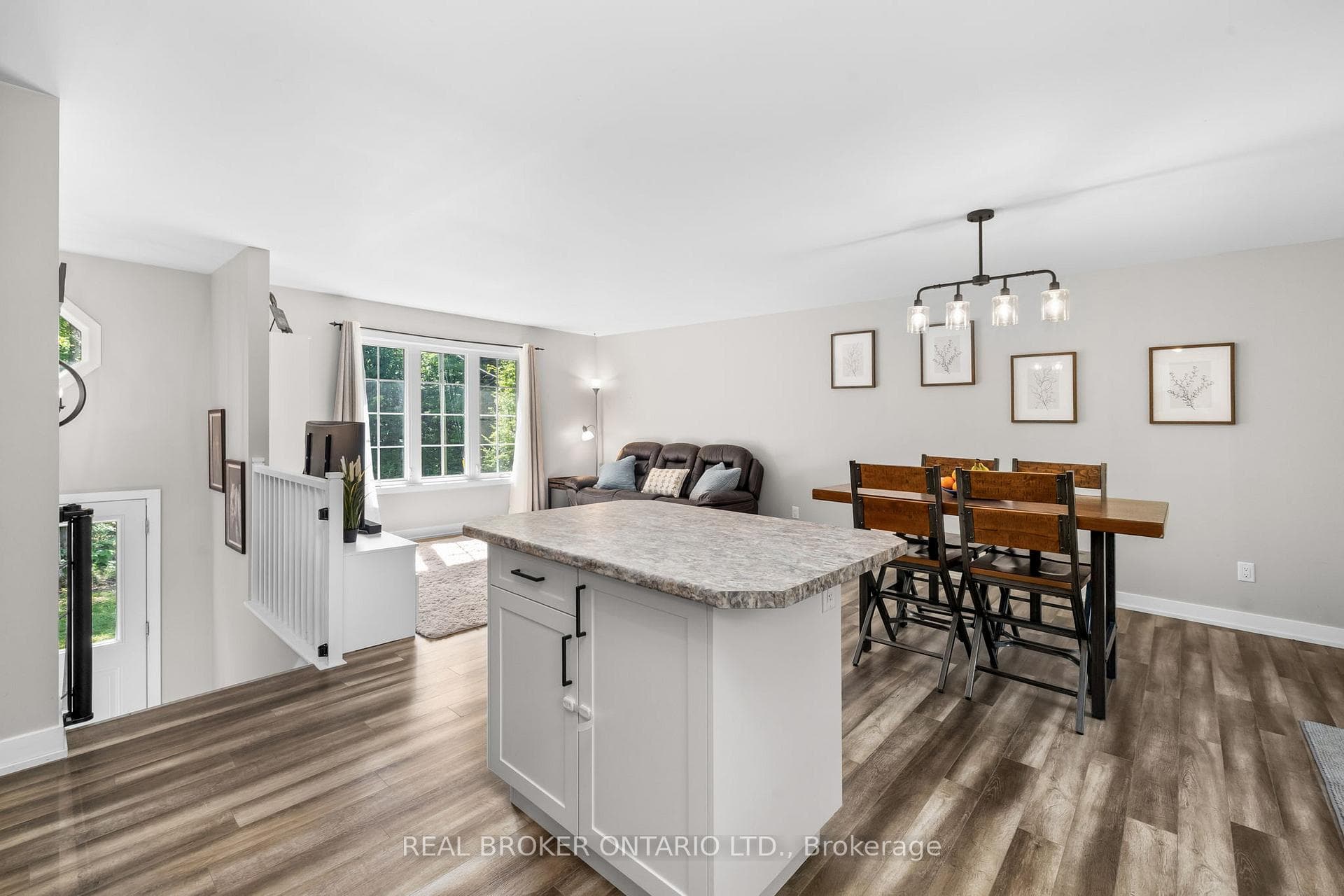 804 Darling Road photo 19