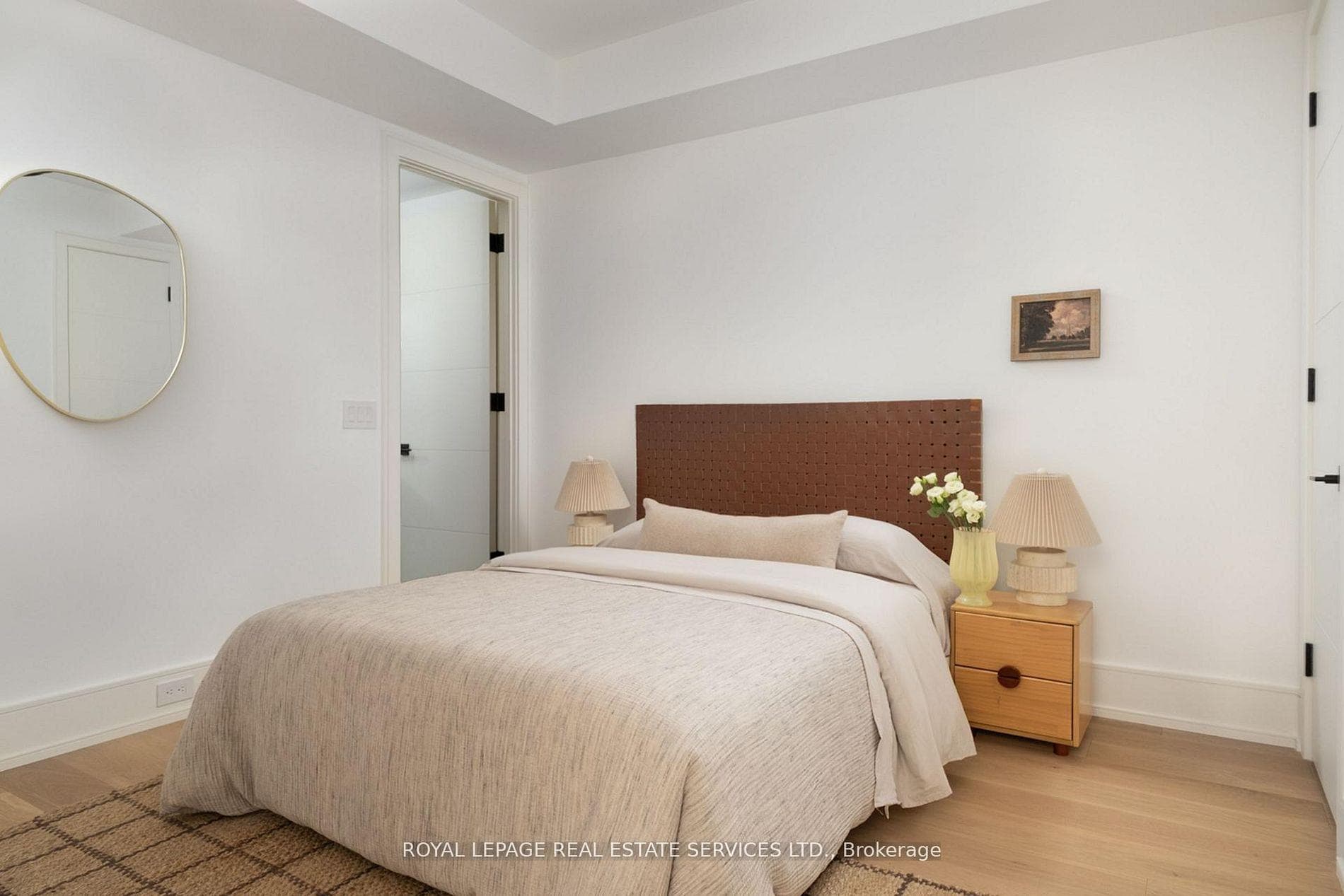 237 Bedford Park Avenue photo 28