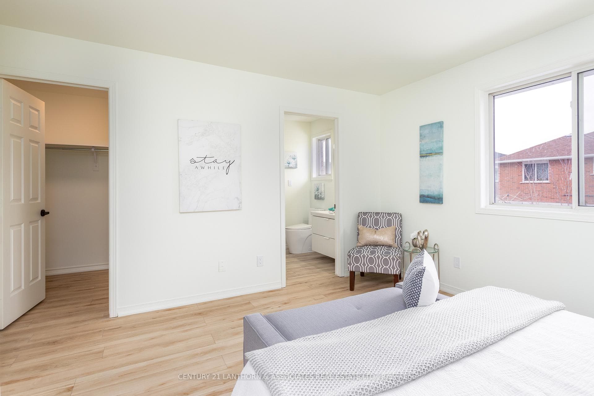 38 Hickory Grove photo 10
