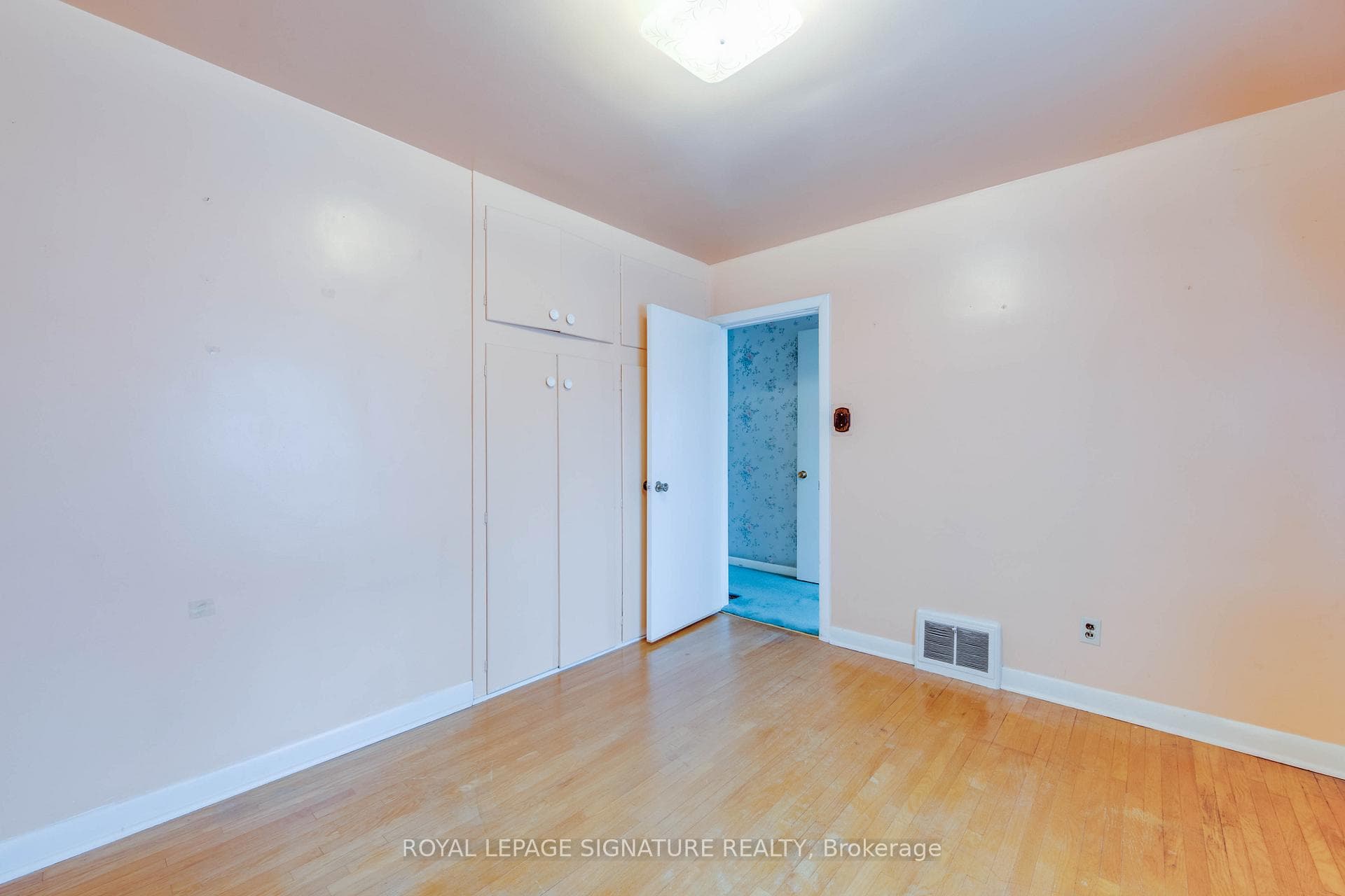 38 Luverne Avenue photo 16