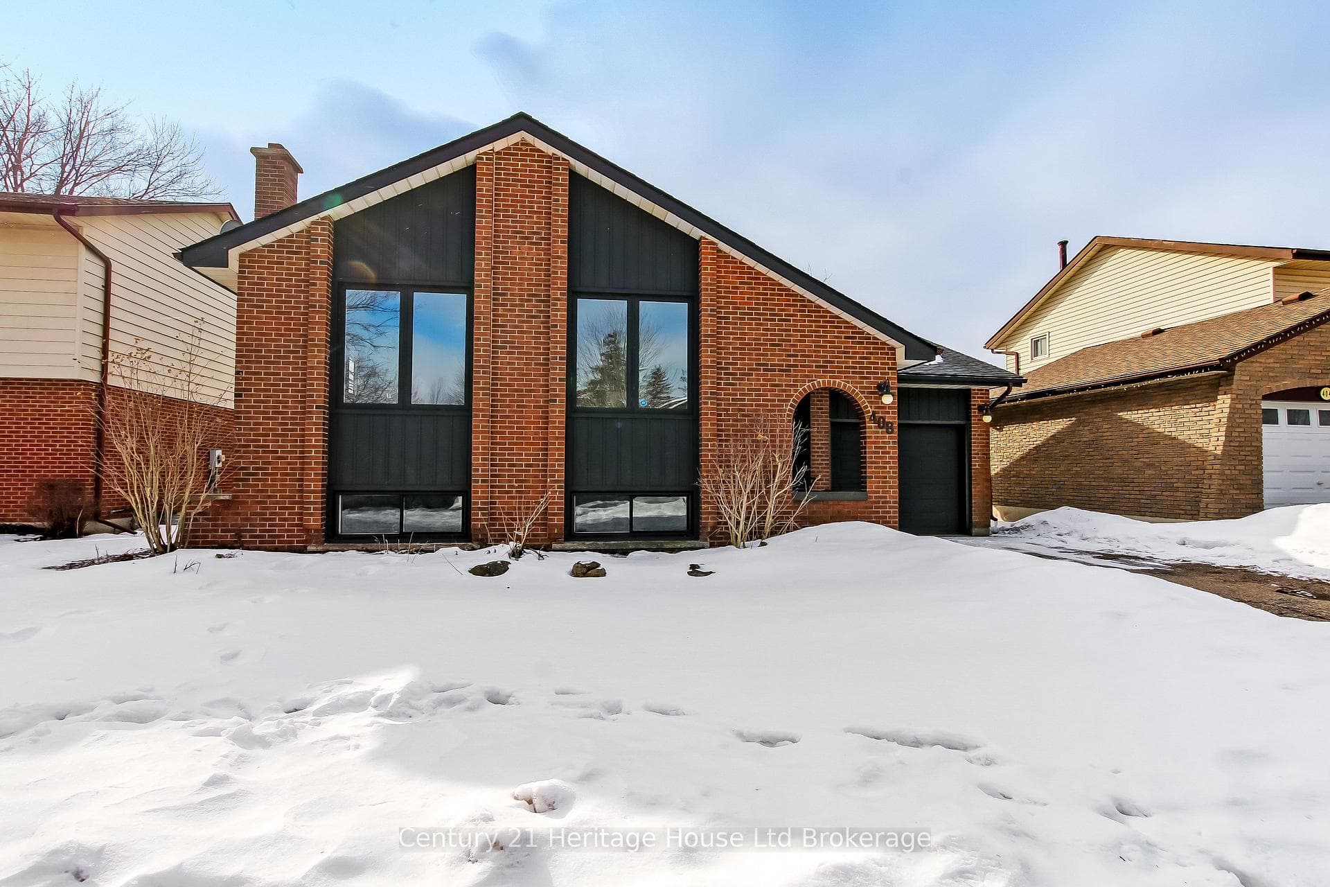 408 Manitoba Road photo 2
