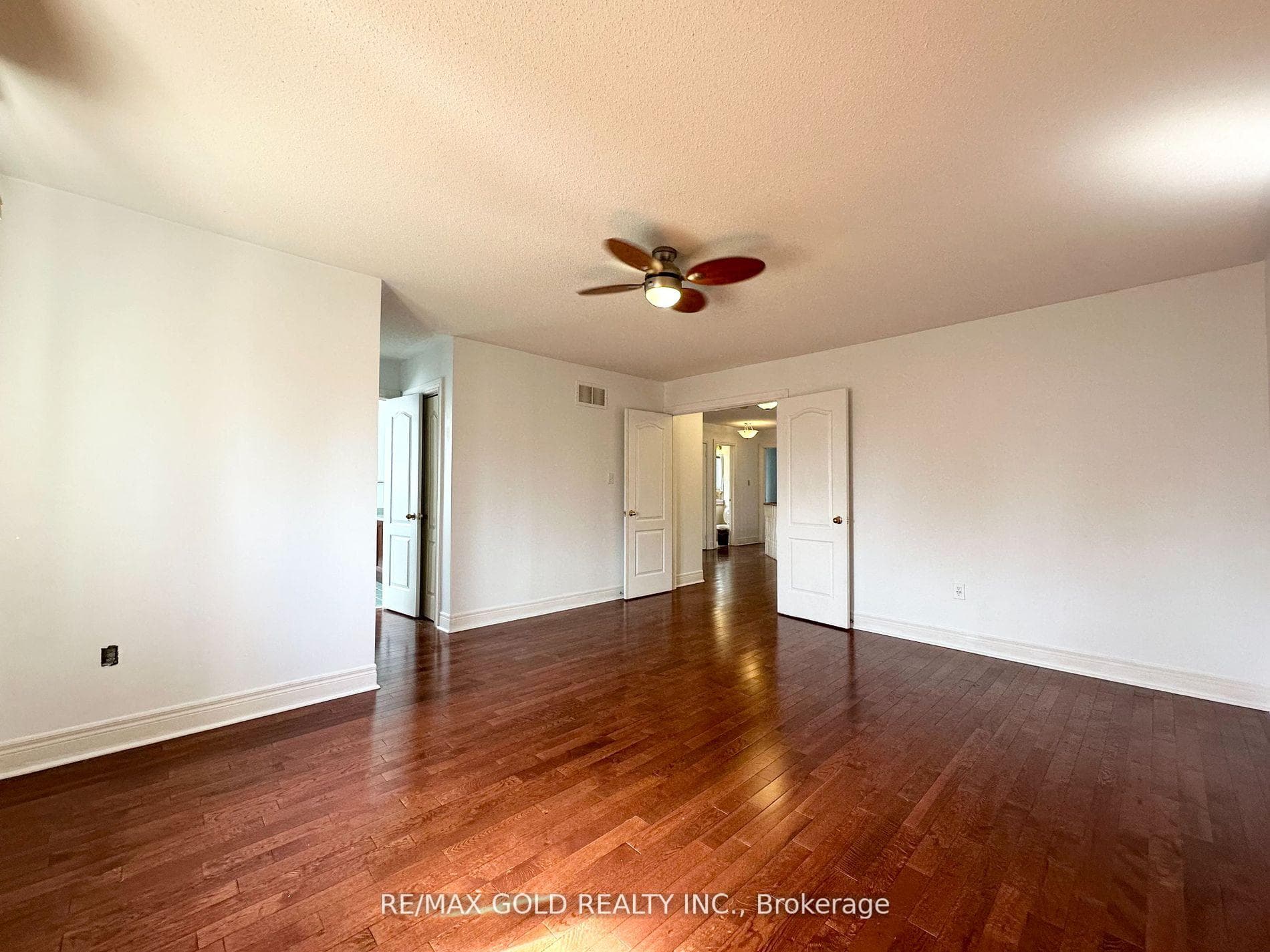 336 Edenbrook Hill Drive Unit Upper photo 23